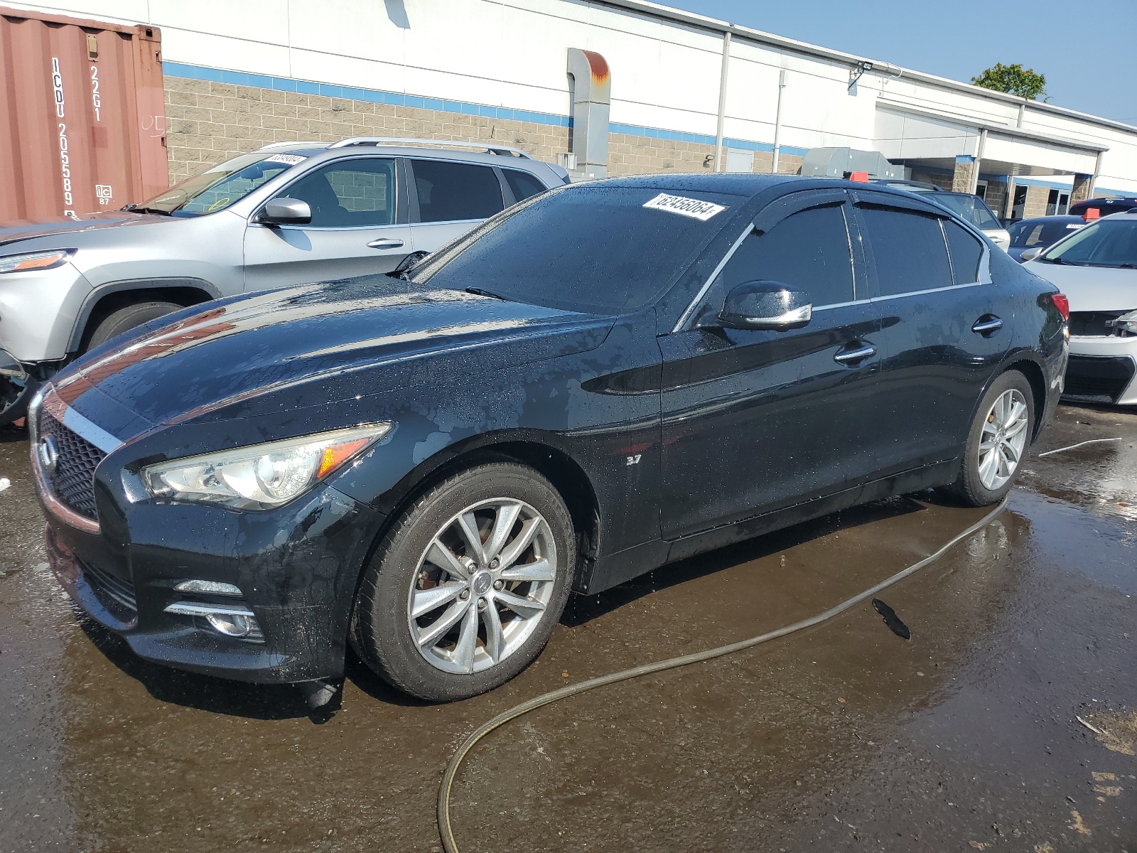 2014 Infiniti Q50 Base vin: JN1BV7AR6EM690680