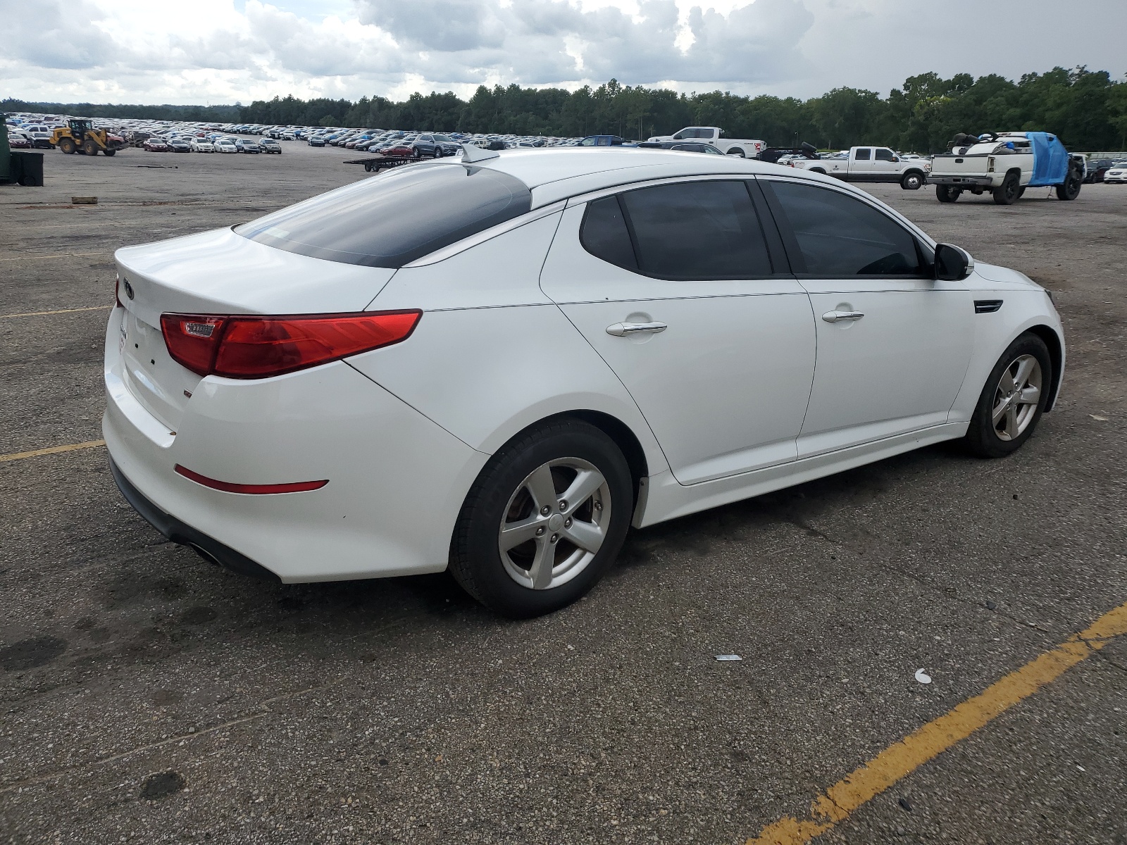 2015 Kia Optima Lx vin: KNAGM4A73F5605726