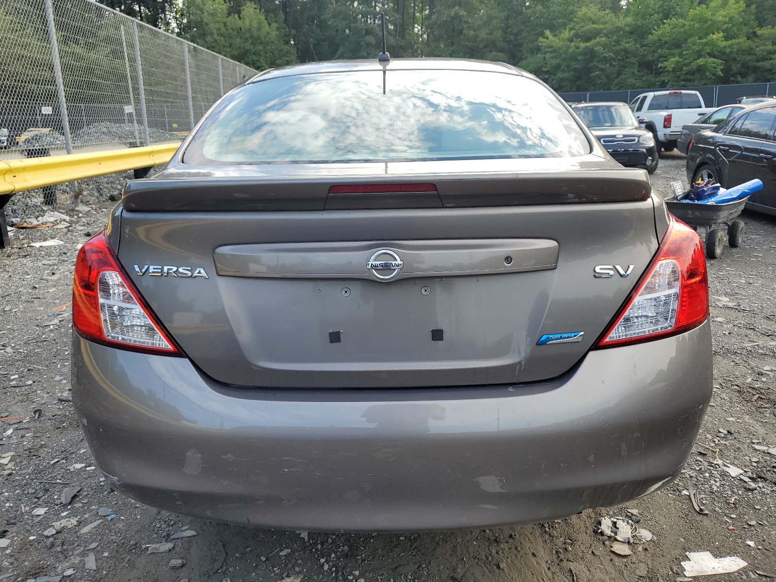 3N1CN7APXEL838875 2014 Nissan Versa S