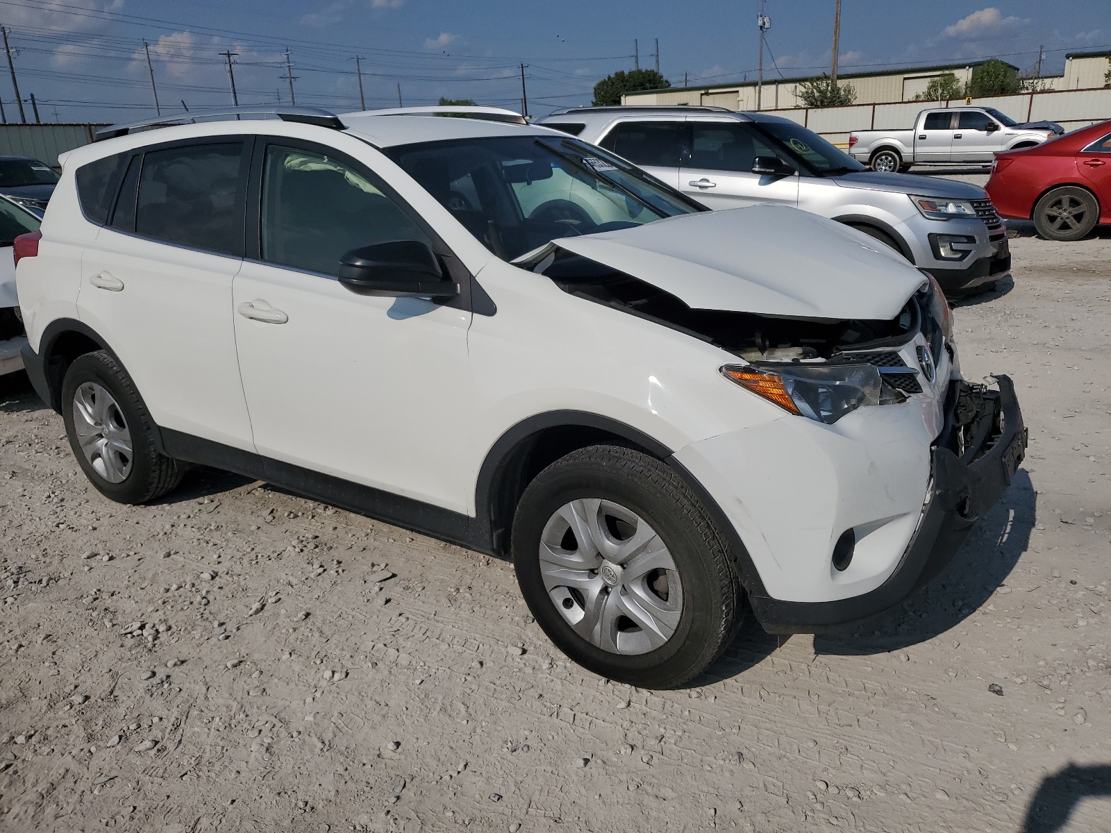 2015 Toyota Rav4 Le vin: JTMBFREV7FJ033130