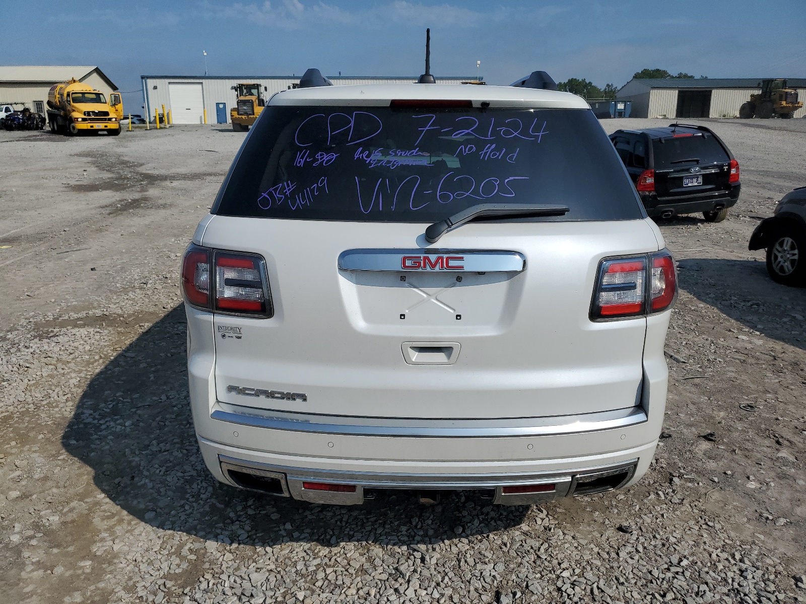 1GKKRTKD7GJ266205 2016 GMC Acadia Denali