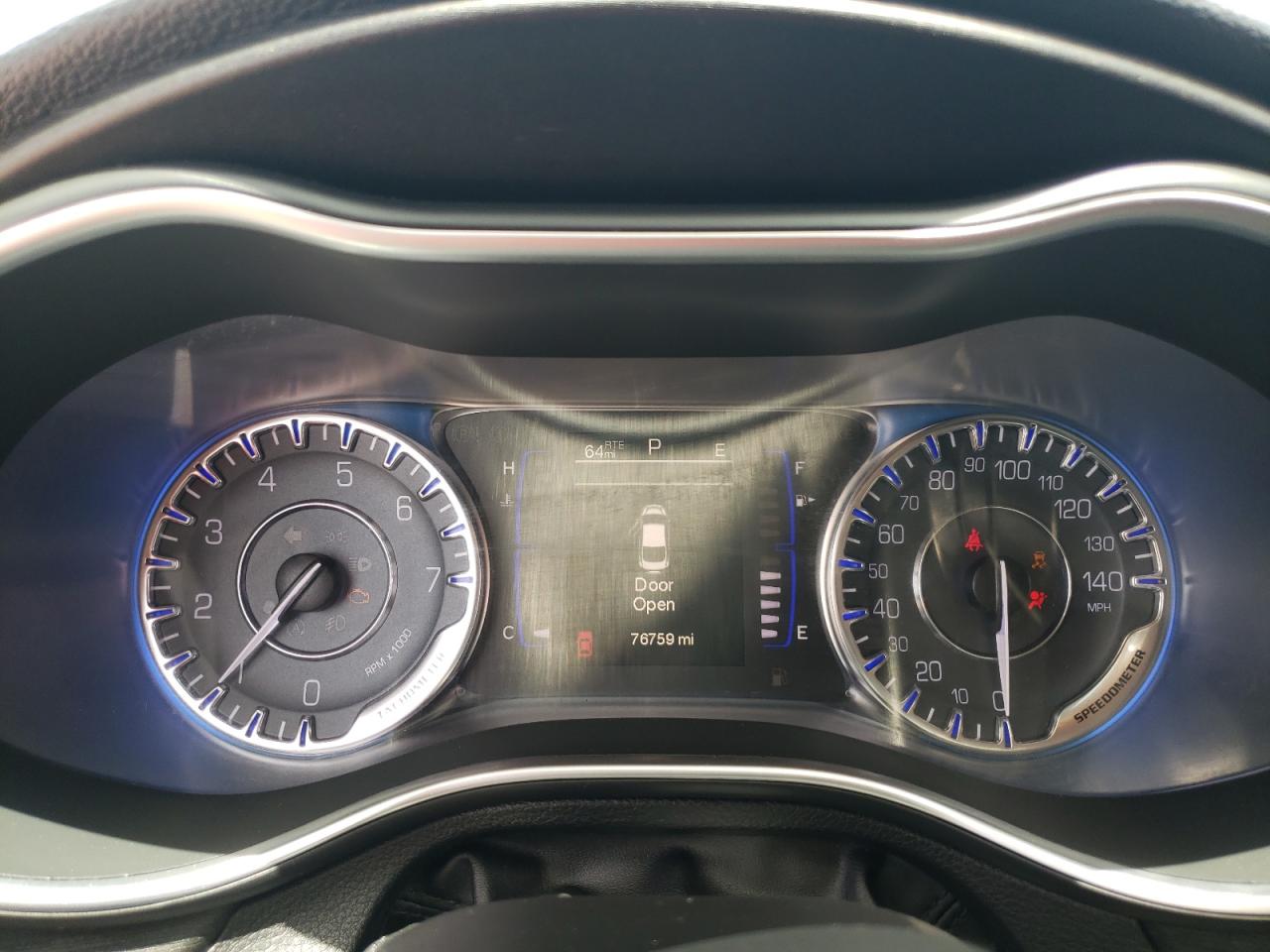 2015 Chrysler 200 Limited VIN: 1C3CCCAB2FN634979 Lot: 64166624