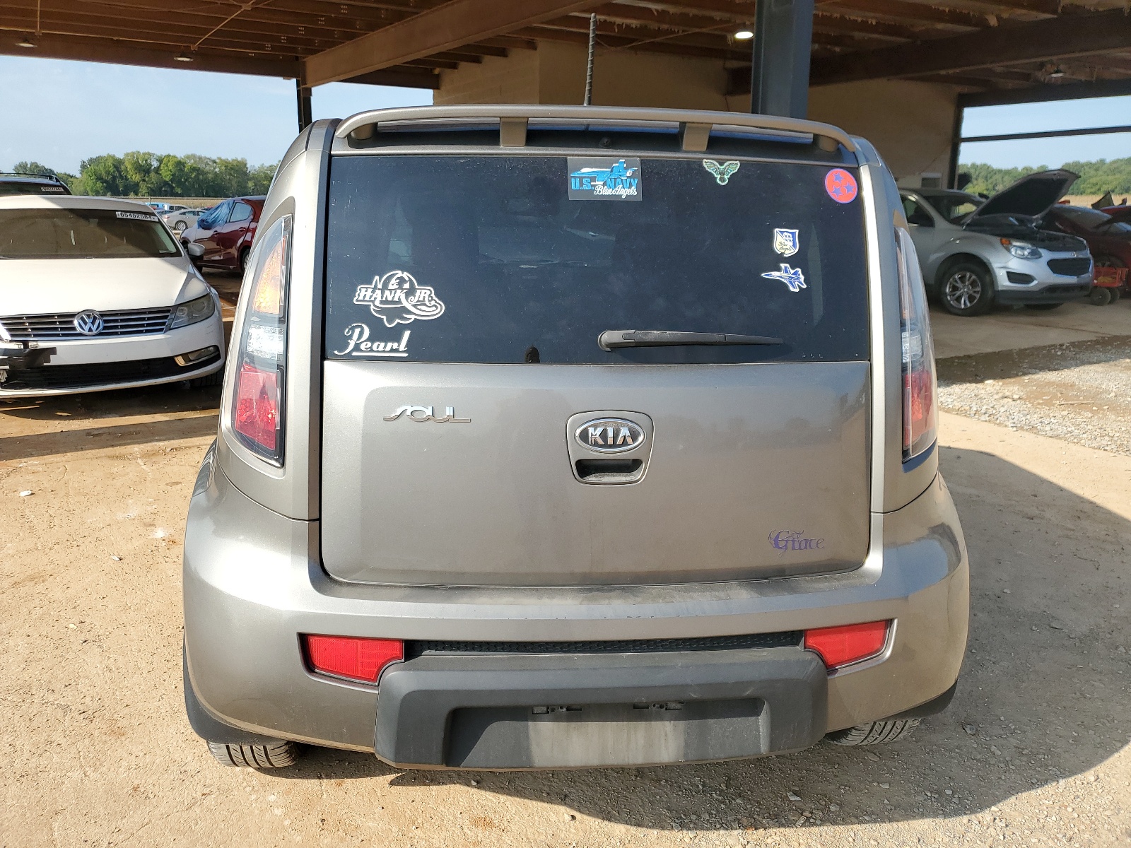 KNDJT2A22A7165130 2010 Kia Soul +