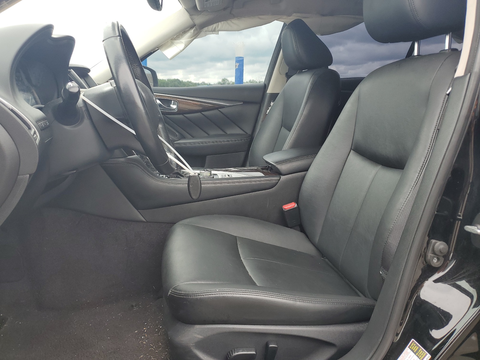 JN1EV7ARXJM443461 2018 Infiniti Q50 Luxe