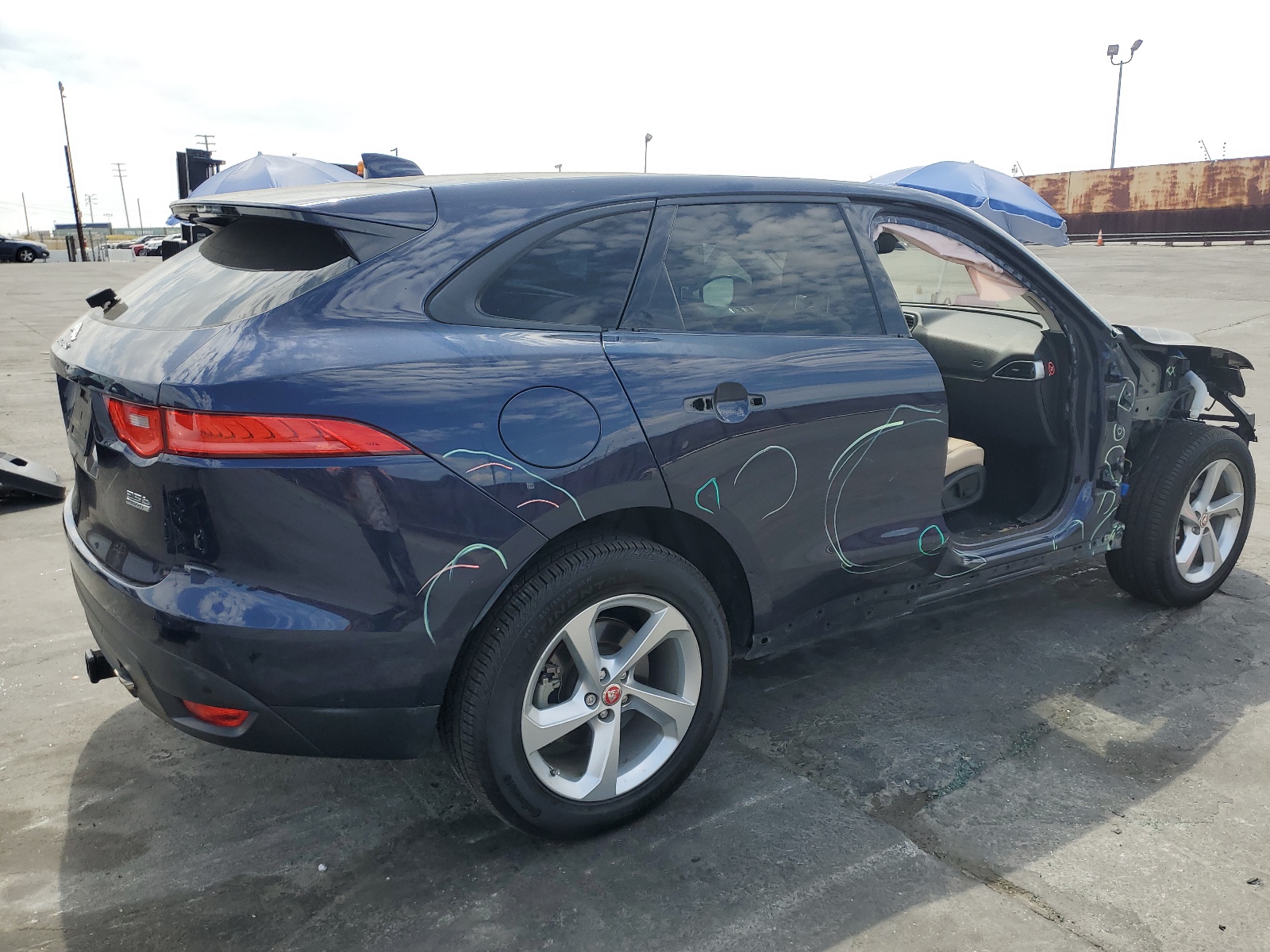 2018 Jaguar F-Pace Premium vin: SADCJ2FX9JA256647