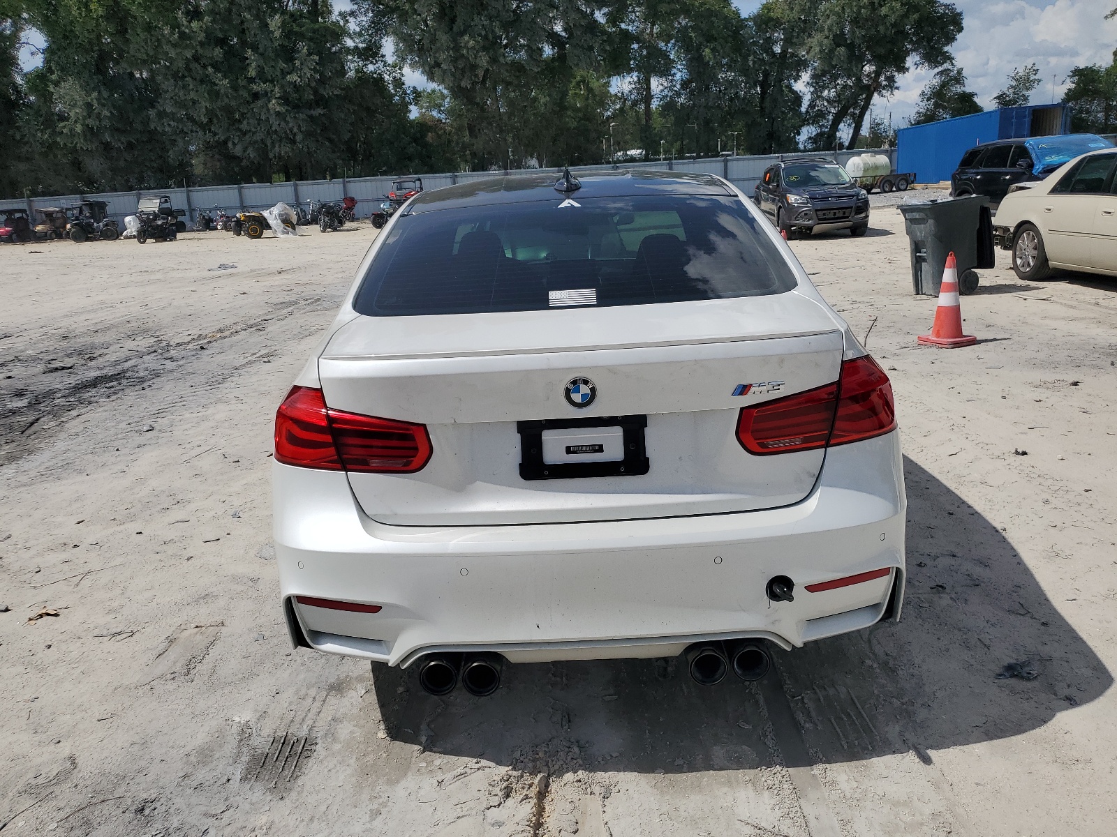 WBS8M9C58G5D31226 2016 BMW M3