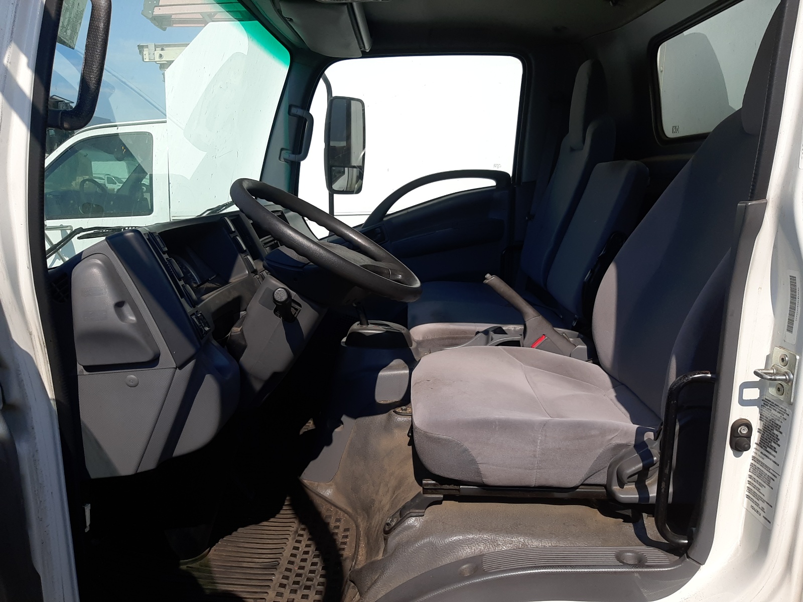 JALC4W164K7009414 2019 Isuzu Npr Hd