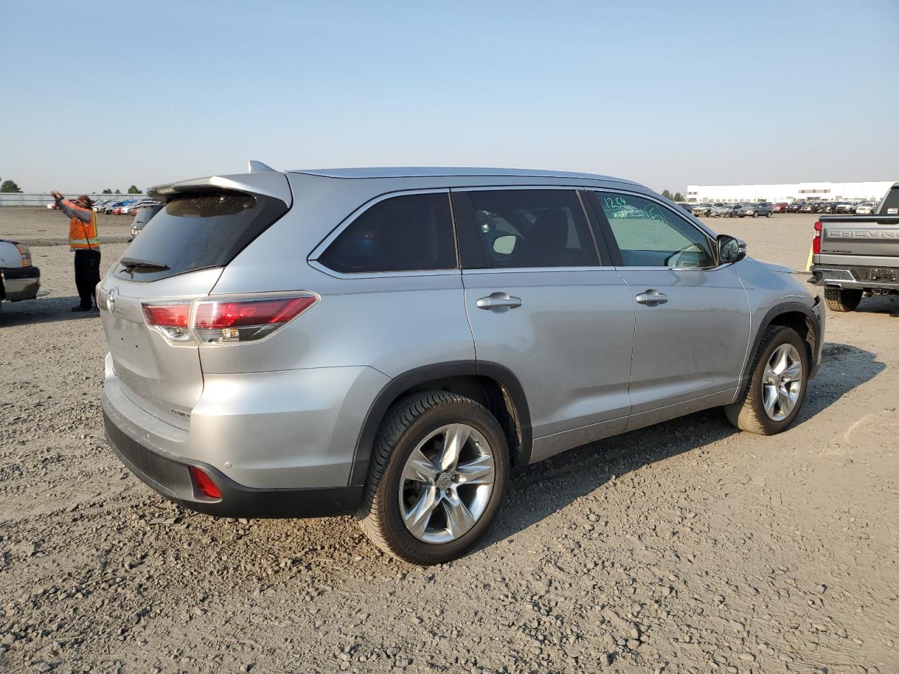 2015 Toyota Highlander Limited VIN: 5TDYKRFHXFS084025 Lot: 62514264