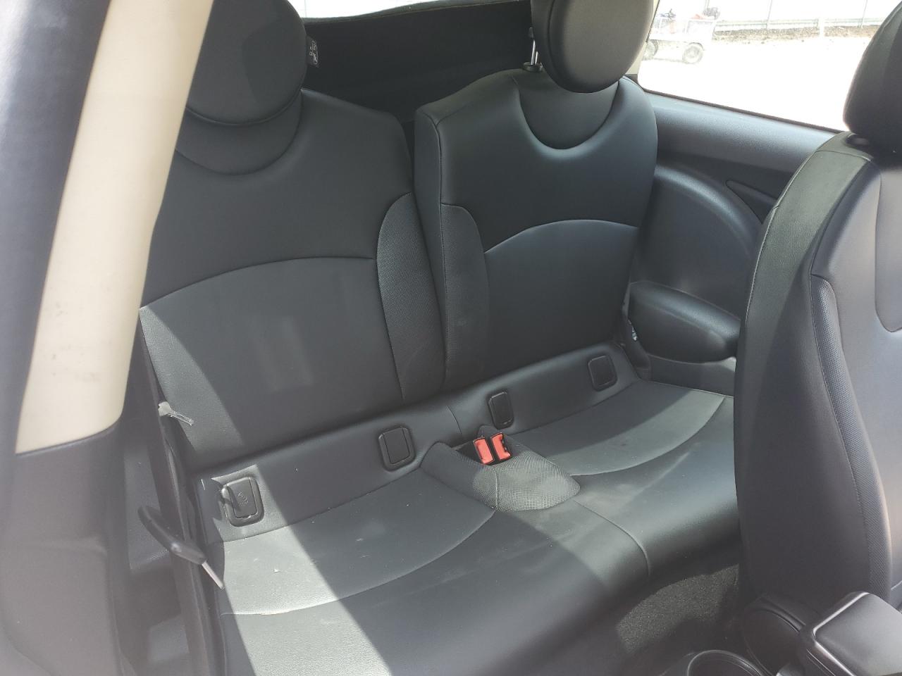 2011 Mini Cooper VIN: WMWSU3C50BT094384 Lot: 62890064