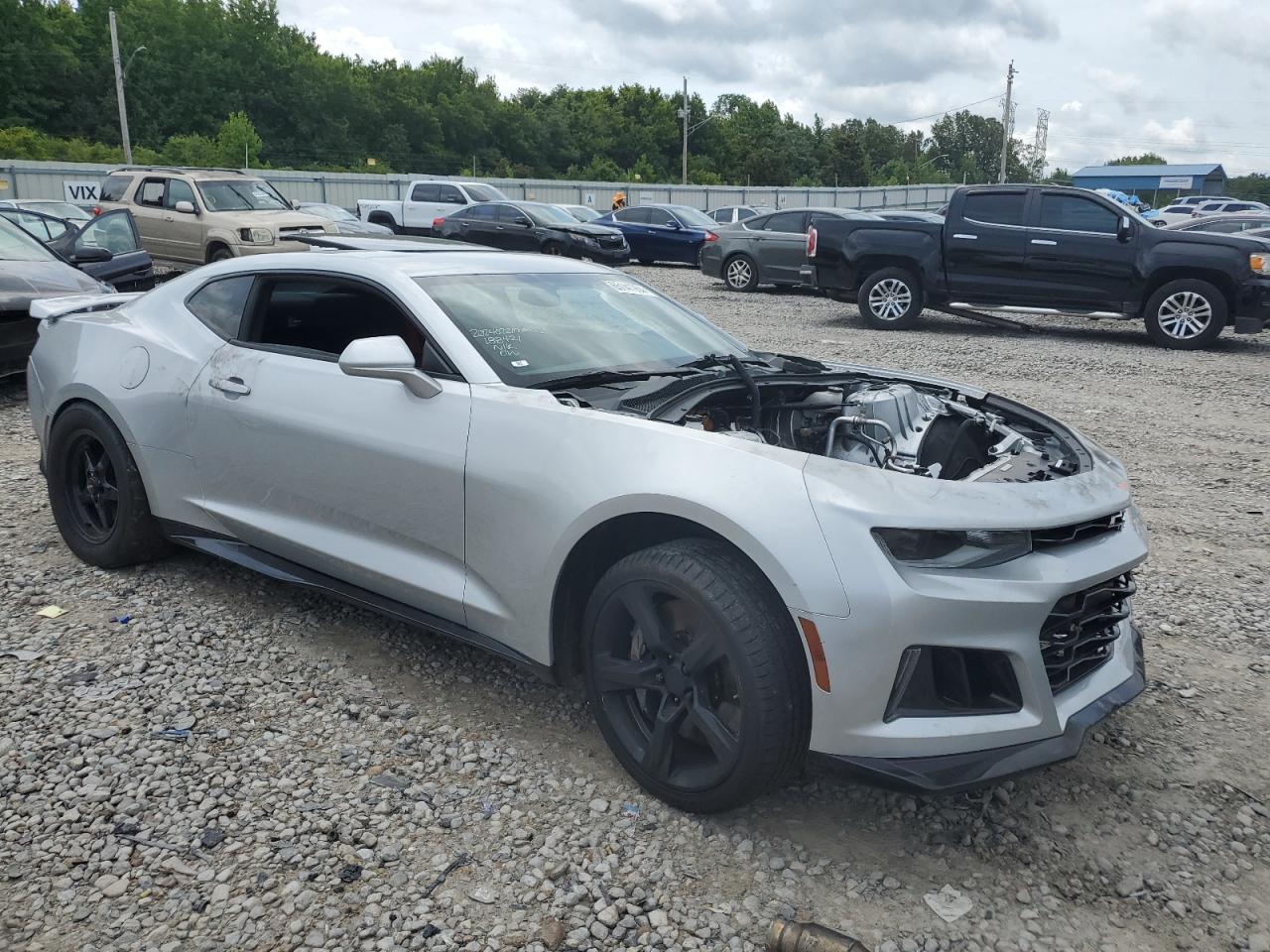 2018 Chevrolet Camaro - Image 4