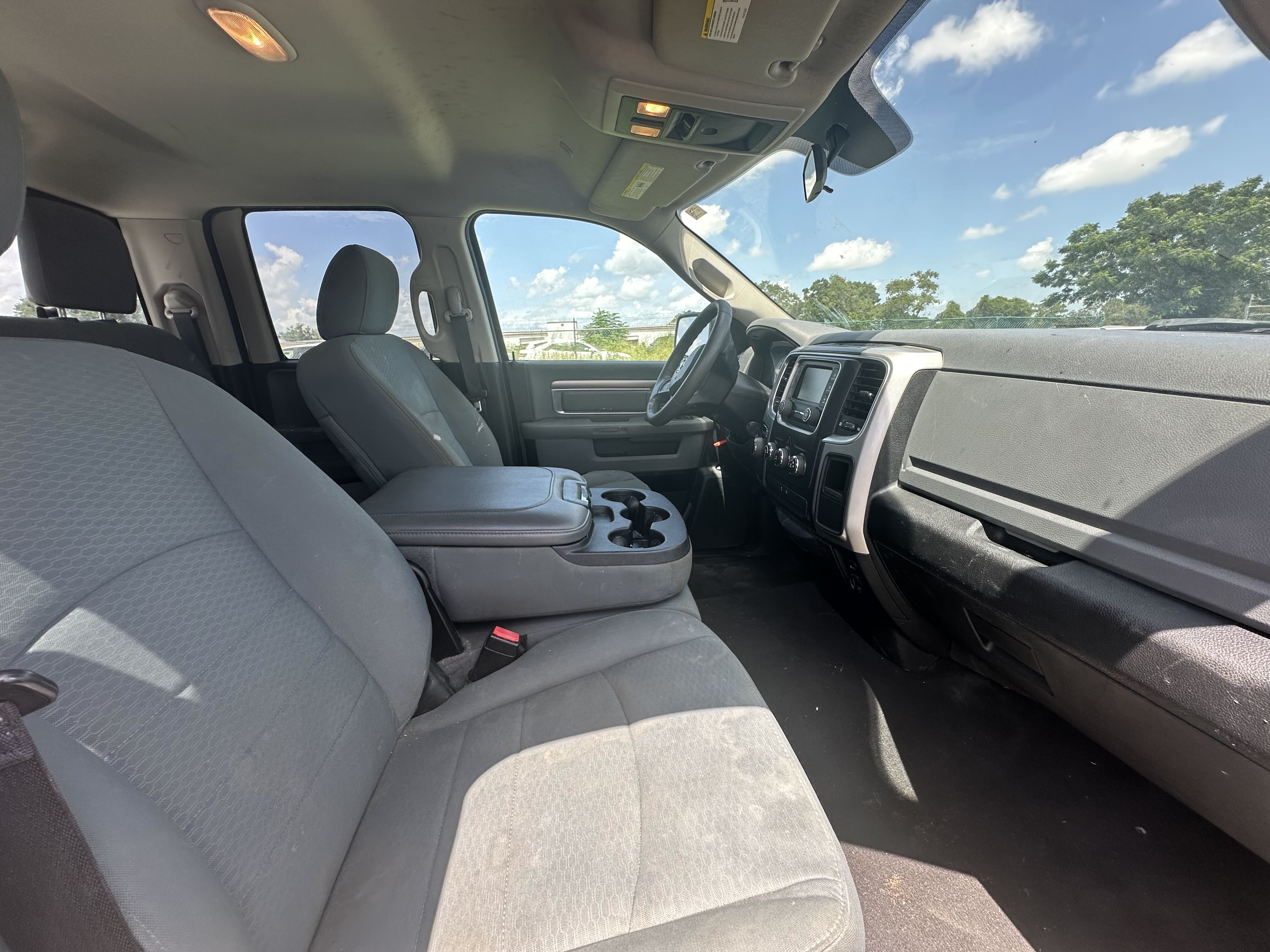 2017 Ram 1500 Slt vin: 1C6RR6GG4HS741665