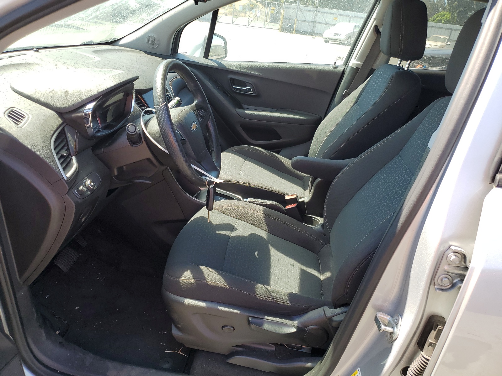 3GNCJKSB7LL212204 2020 Chevrolet Trax Ls