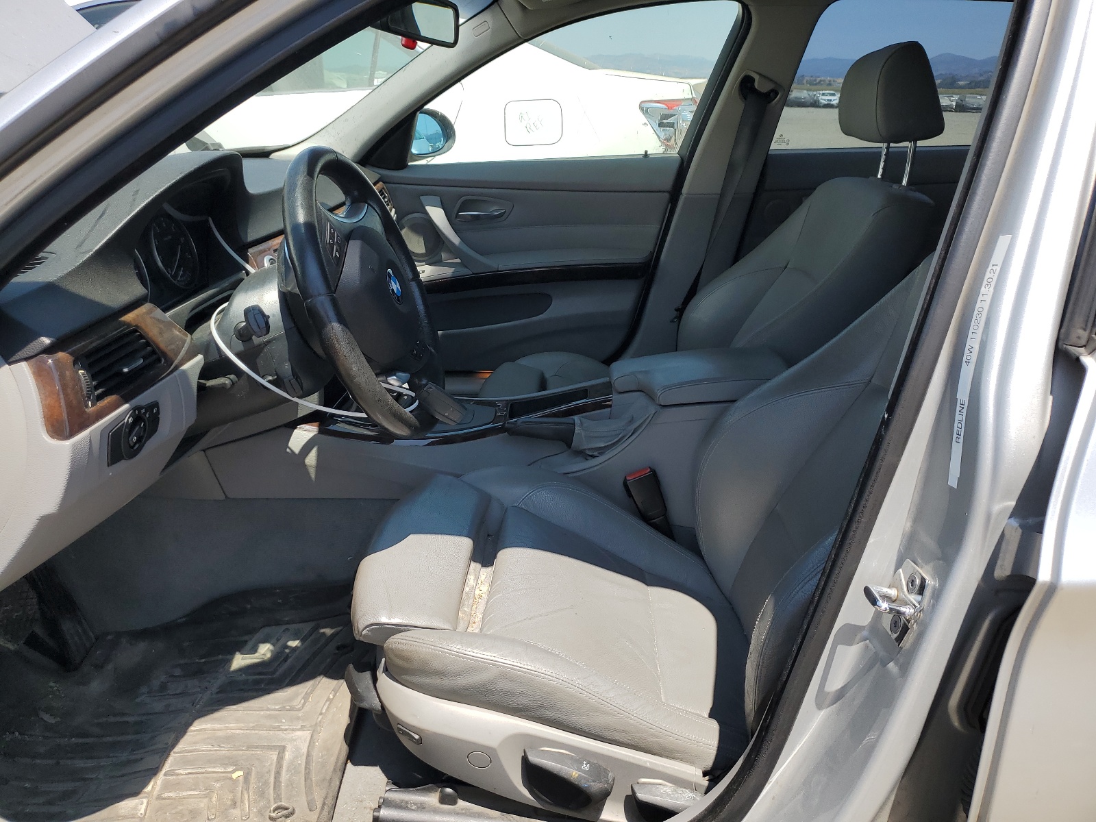 WBAVS13518FX16974 2008 BMW 328 It