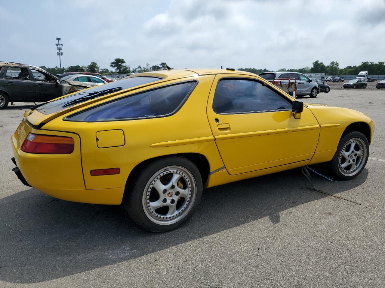 1988 Porsche 928 S-4 VIN: WP0JB0924JS860864 Lot: 63298074