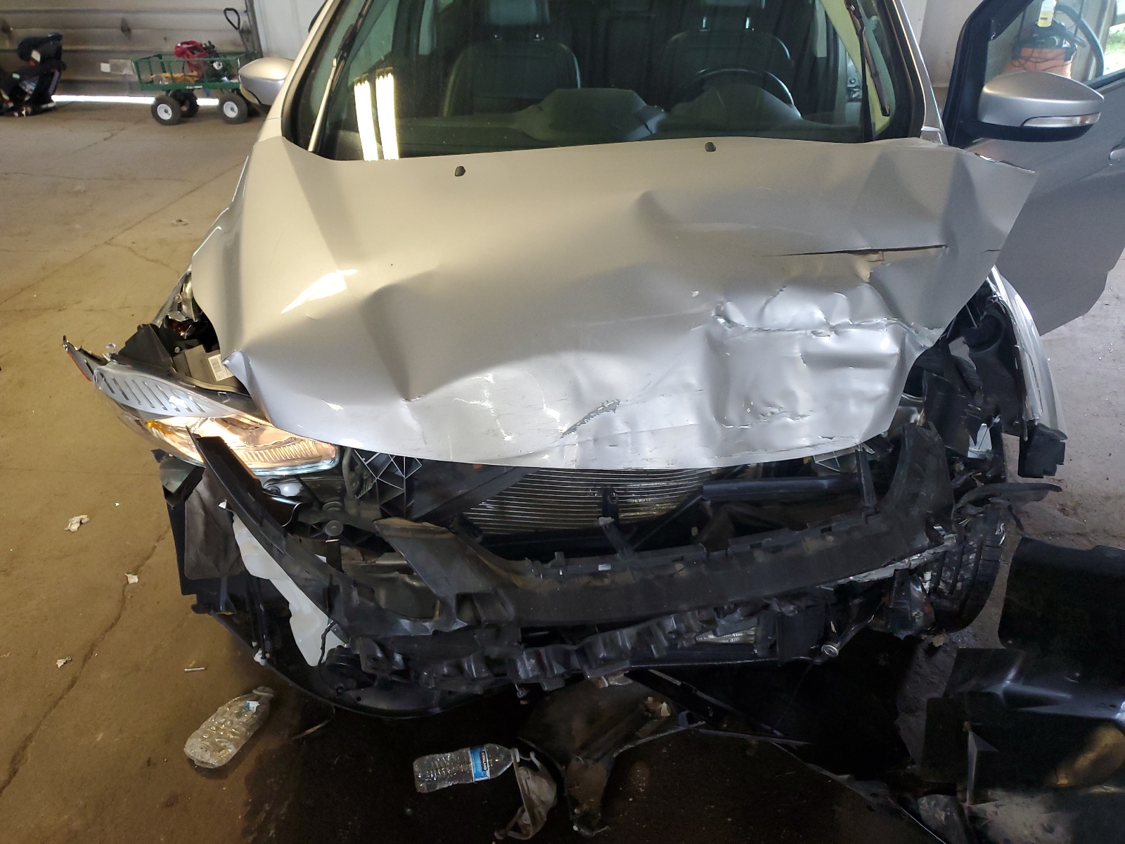 1FADP5DU2HL103458 2017 Ford C-Max Titanium