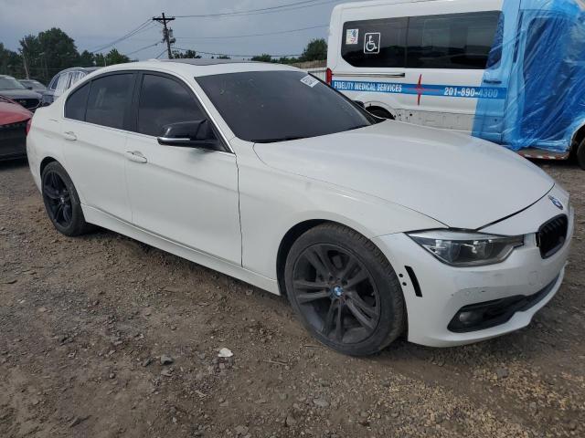  BMW 3 SERIES 2017 Білий