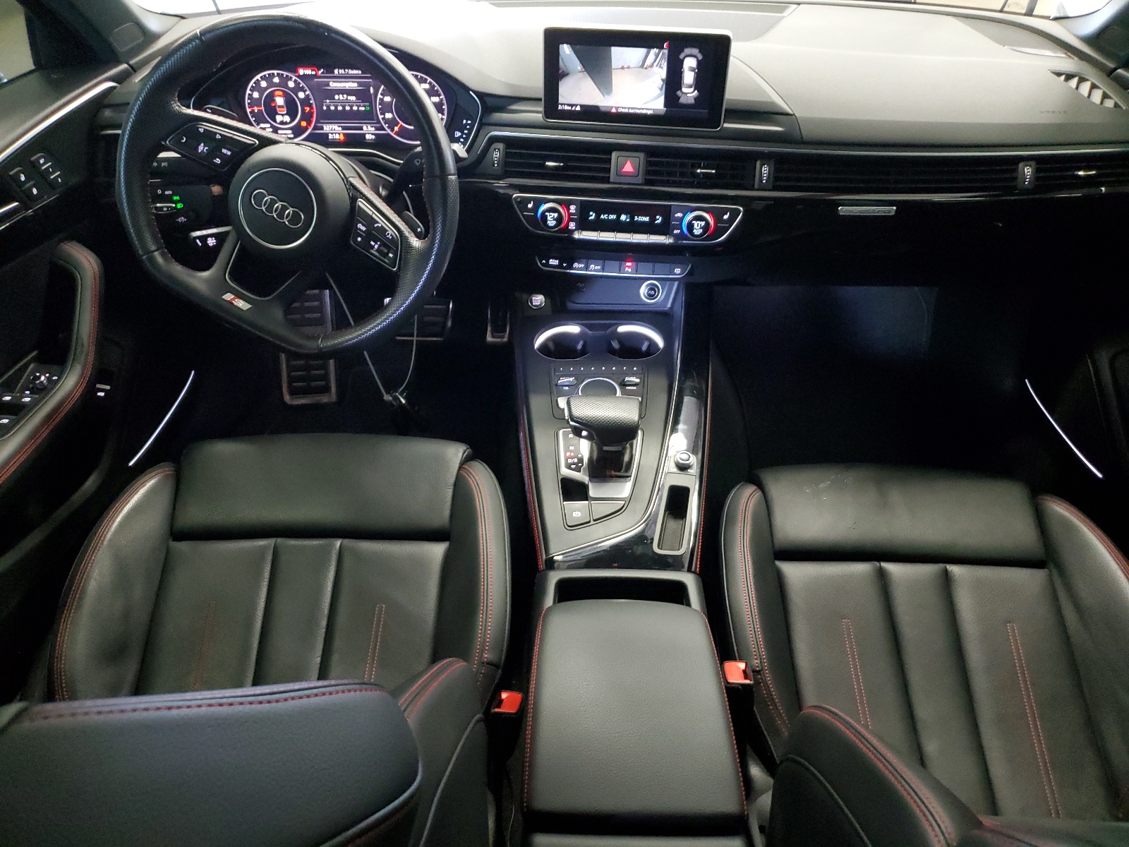 WAUENAF44JA197898 2018 Audi A4 Premium Plus