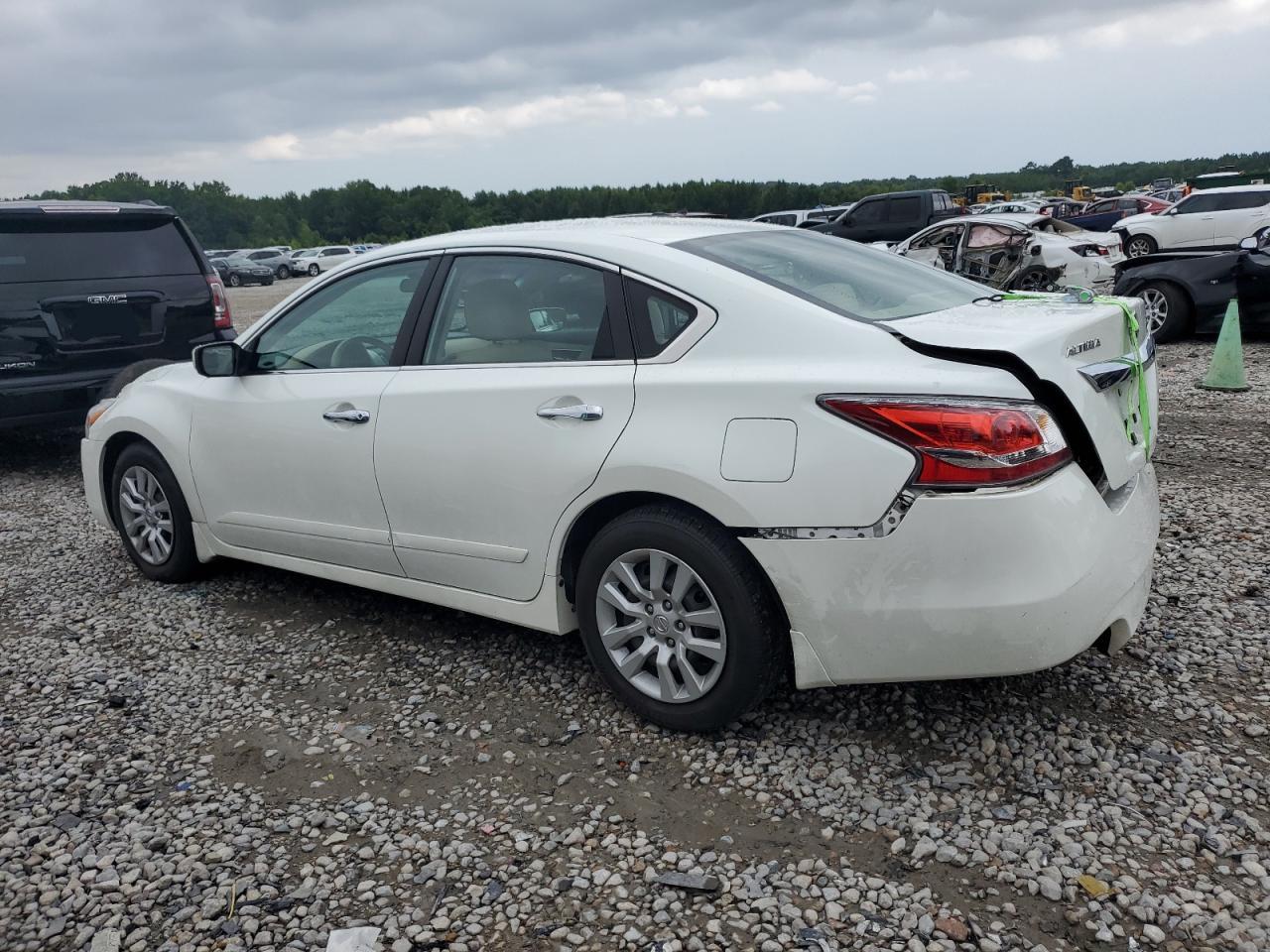 1N4AL3AP3FN308497 2015 NISSAN ALTIMA - Image 2