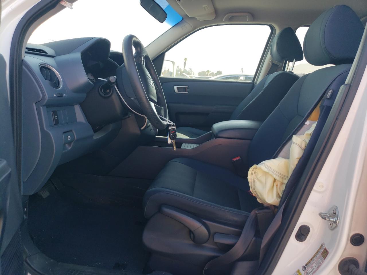 2009 Honda Pilot Lx VIN: 5FNYF382X9B004645 Lot: 64670724