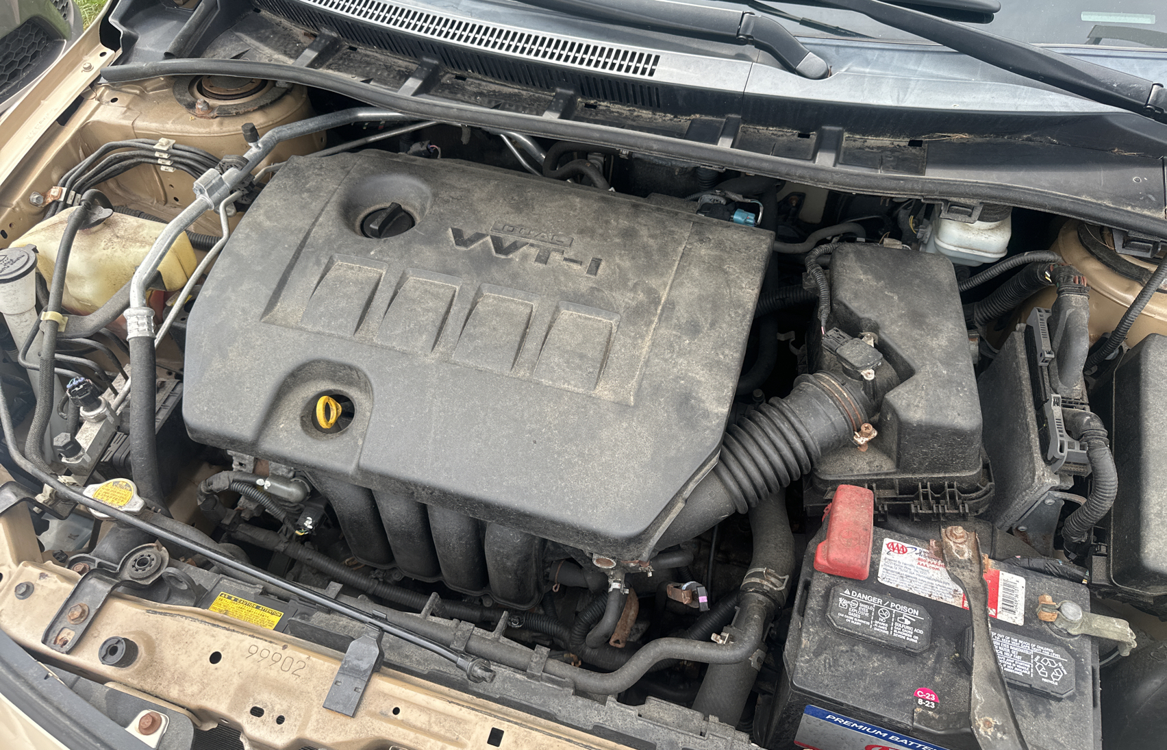 2013 Toyota Corolla Base vin: 2T1BU4EE2DC008153