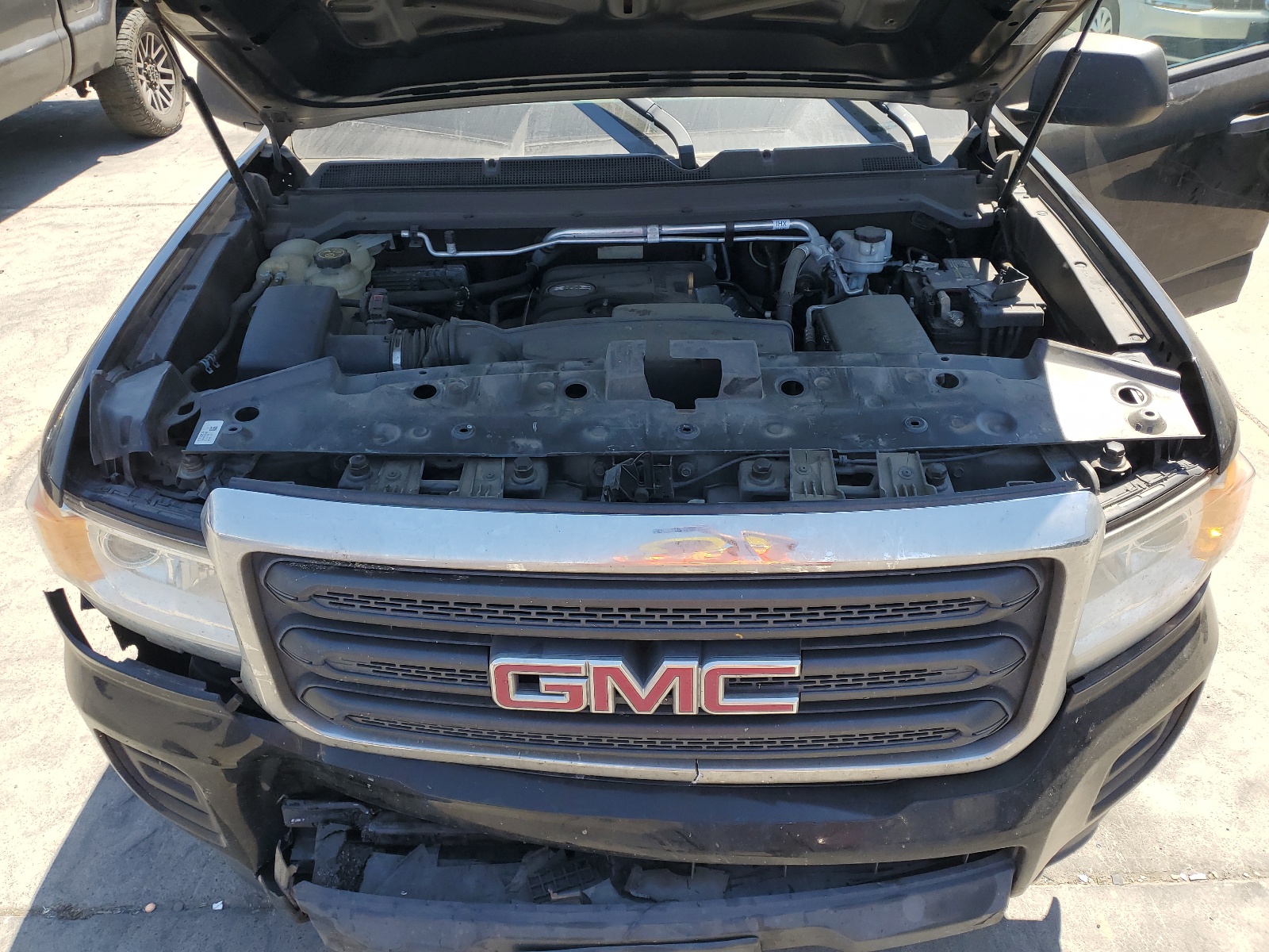 1GTG5BEA2J1206820 2018 GMC Canyon