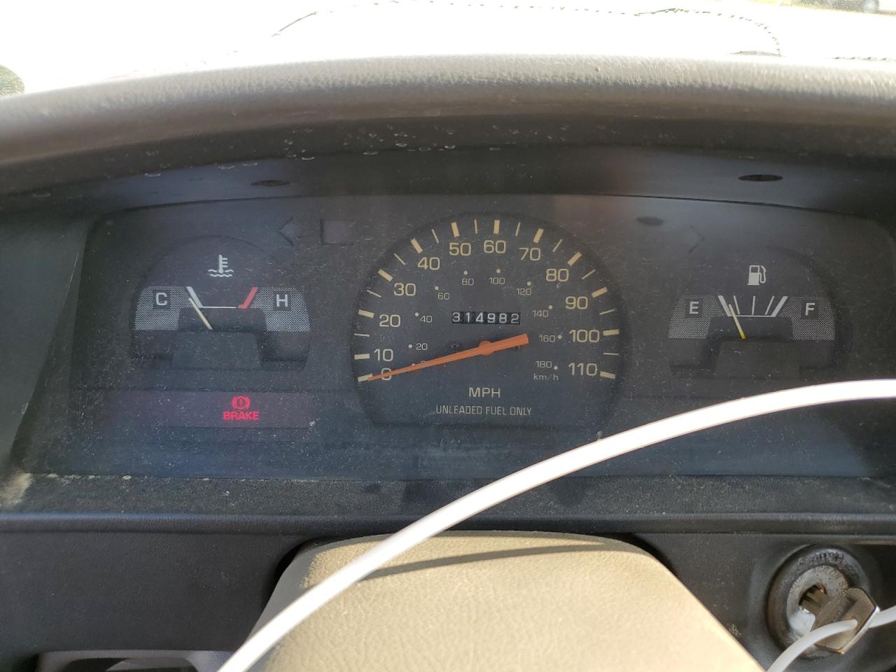 1992 Toyota Pickup 1/2 Ton Short Wheelbase VIN: JT4RN81A9N5138354 Lot: 64821934