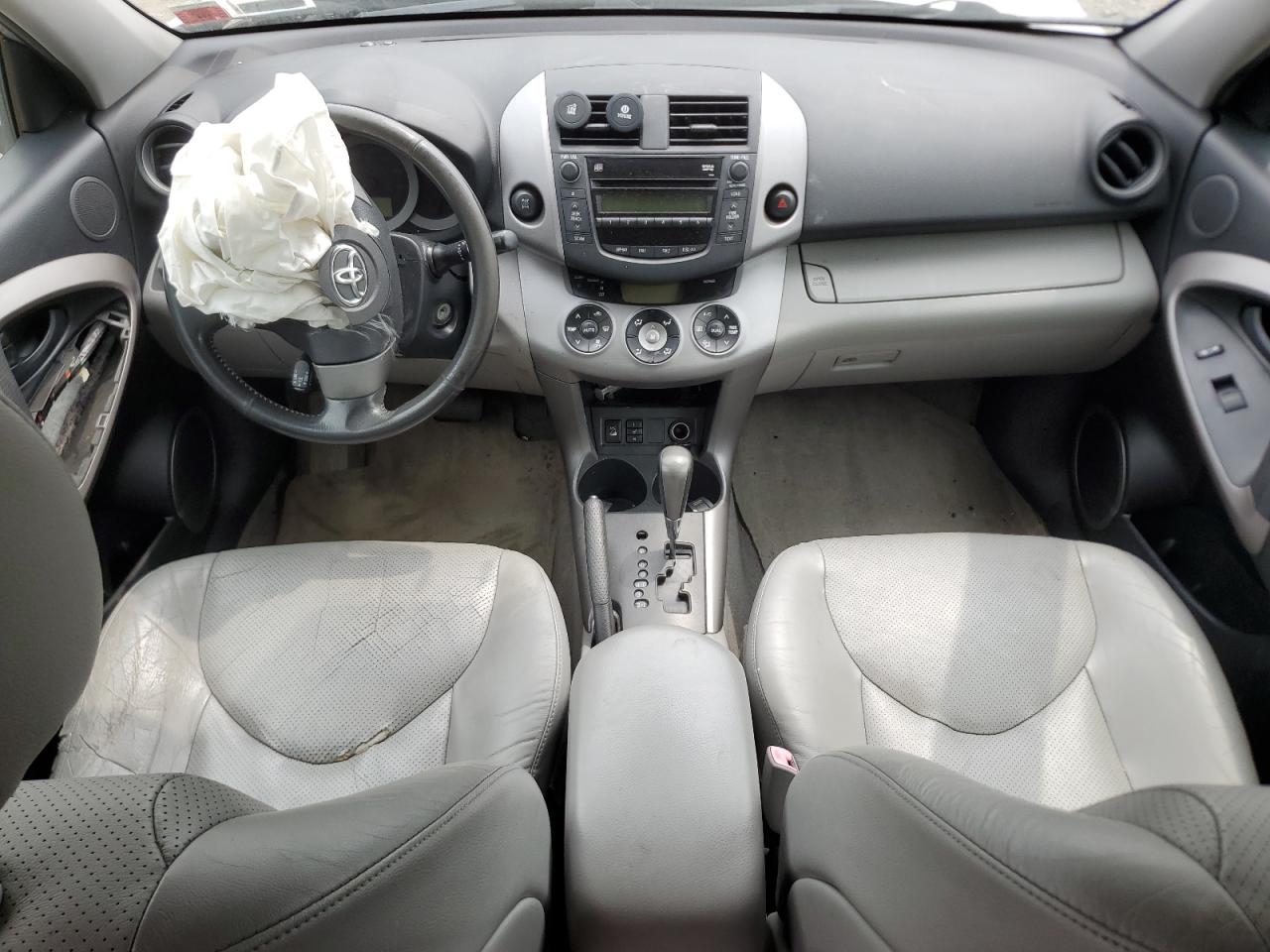 2008 Toyota Rav4 Limited VIN: JTMBK31V886032105 Lot: 63438714