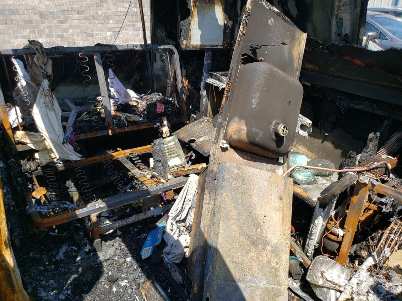 1995 Volkswagen Eurovan Camper VIN: WV2EE0701SH080038 Lot: 63715644