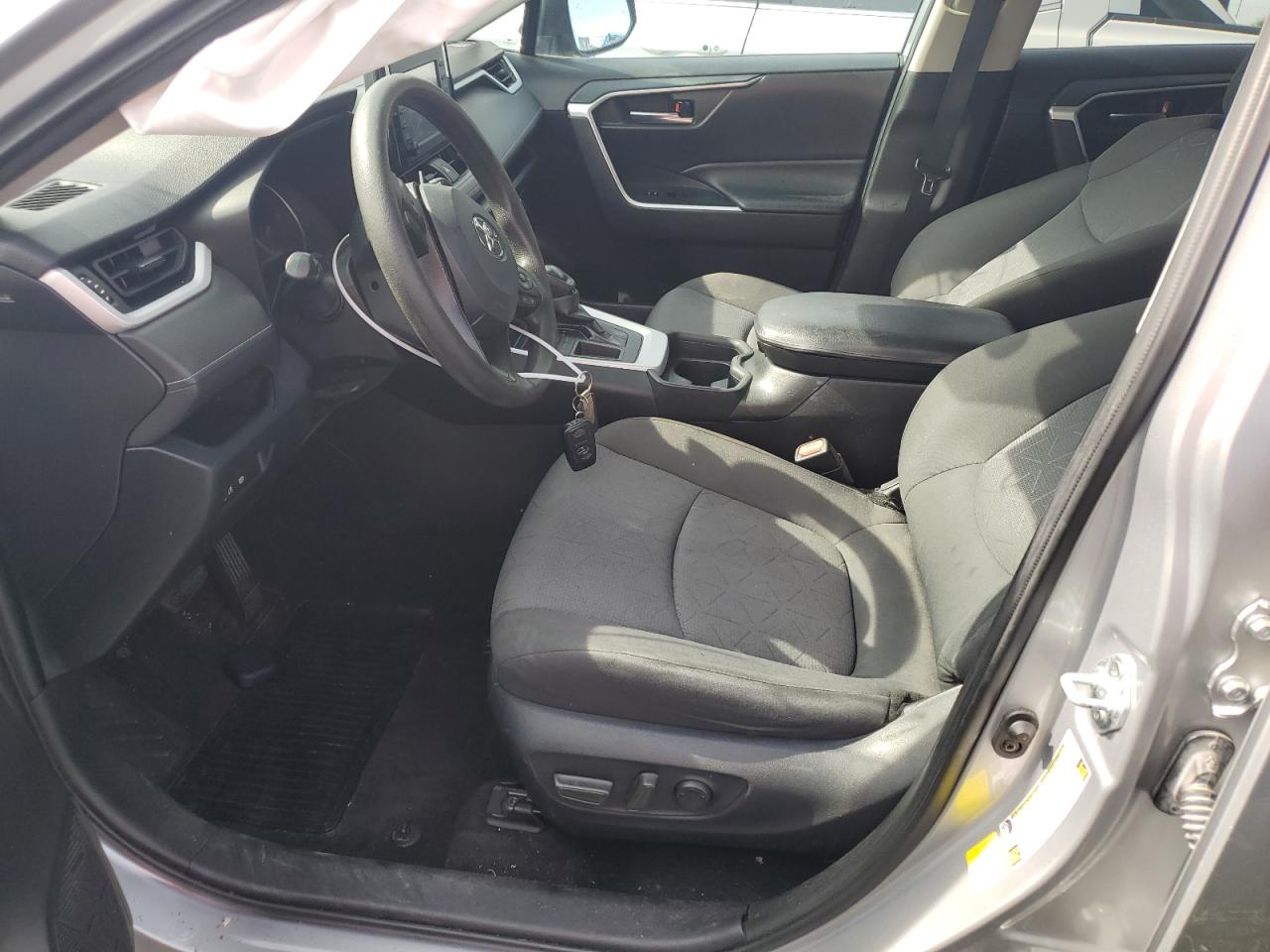 2021 Toyota Rav4 Xle VIN: 2T3W1RFV8MW133170 Lot: 59870184