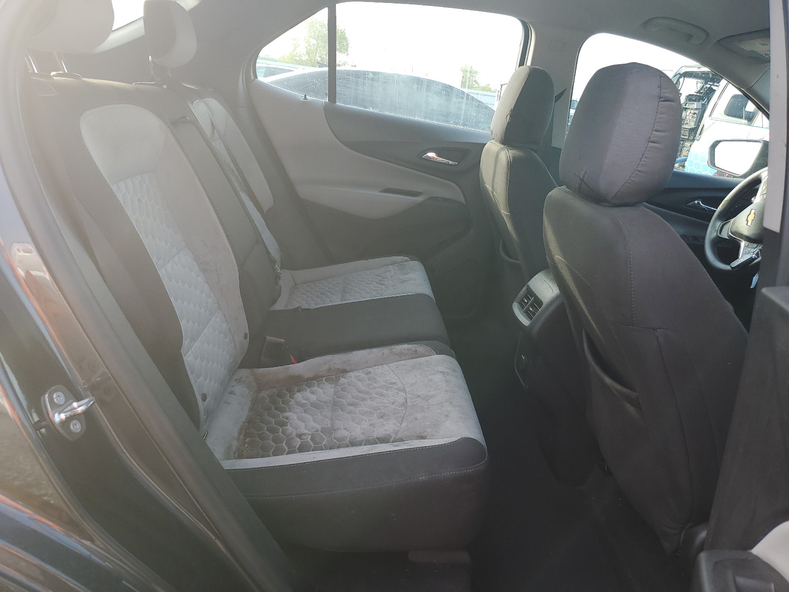 3GNAXHEV1JS579763 2018 Chevrolet Equinox Ls