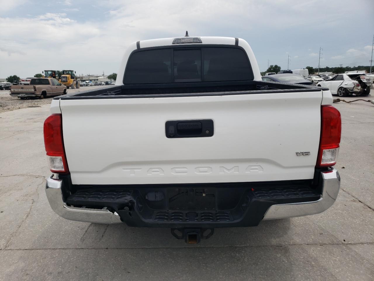 5TFAZ5CN7HX040917 2017 Toyota Tacoma Double Cab