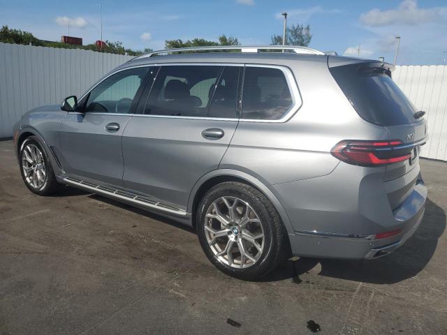  BMW X7 2024 Серебристый