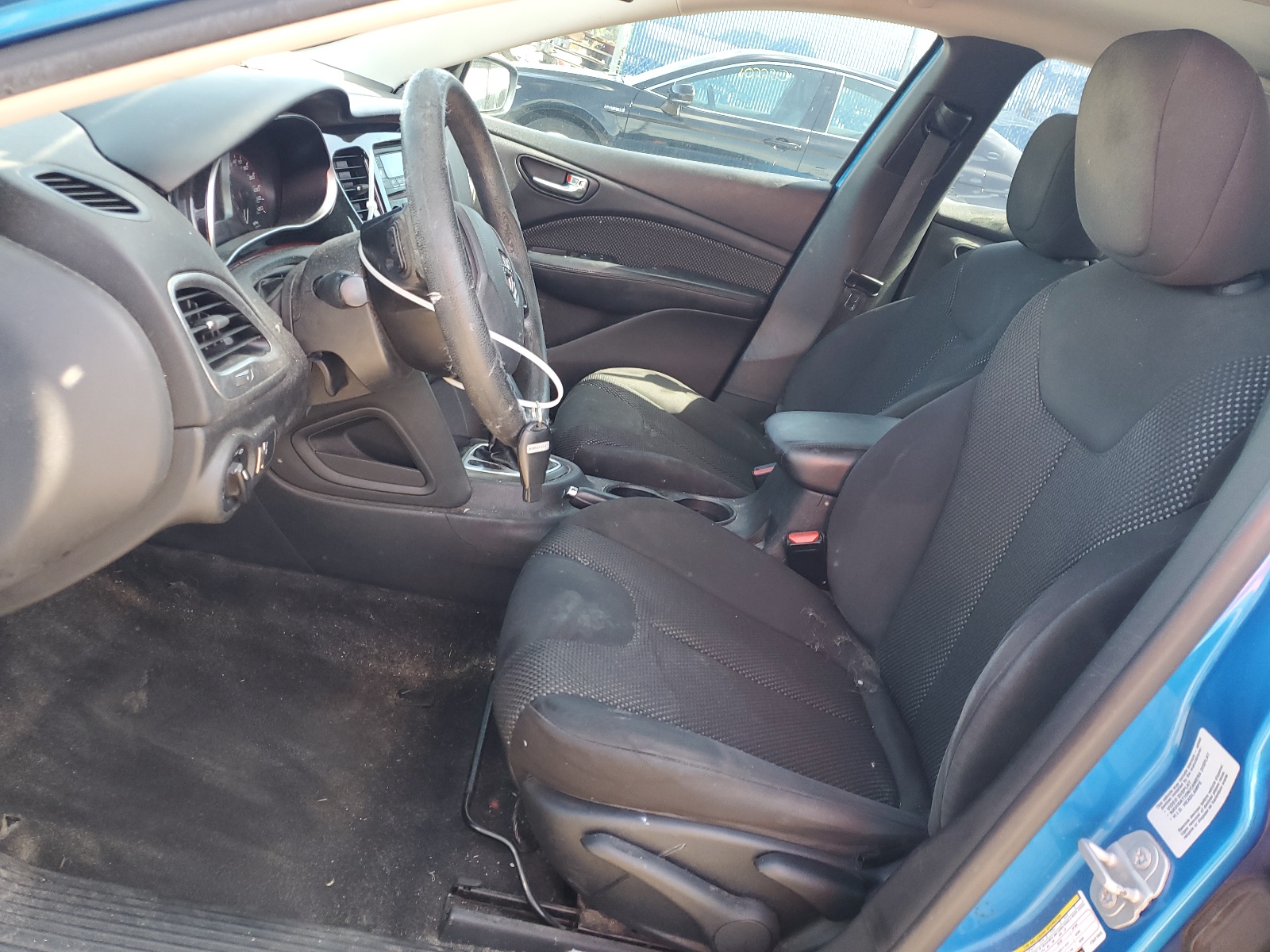 1C3CDFAA7FD421845 2015 Dodge Dart Se