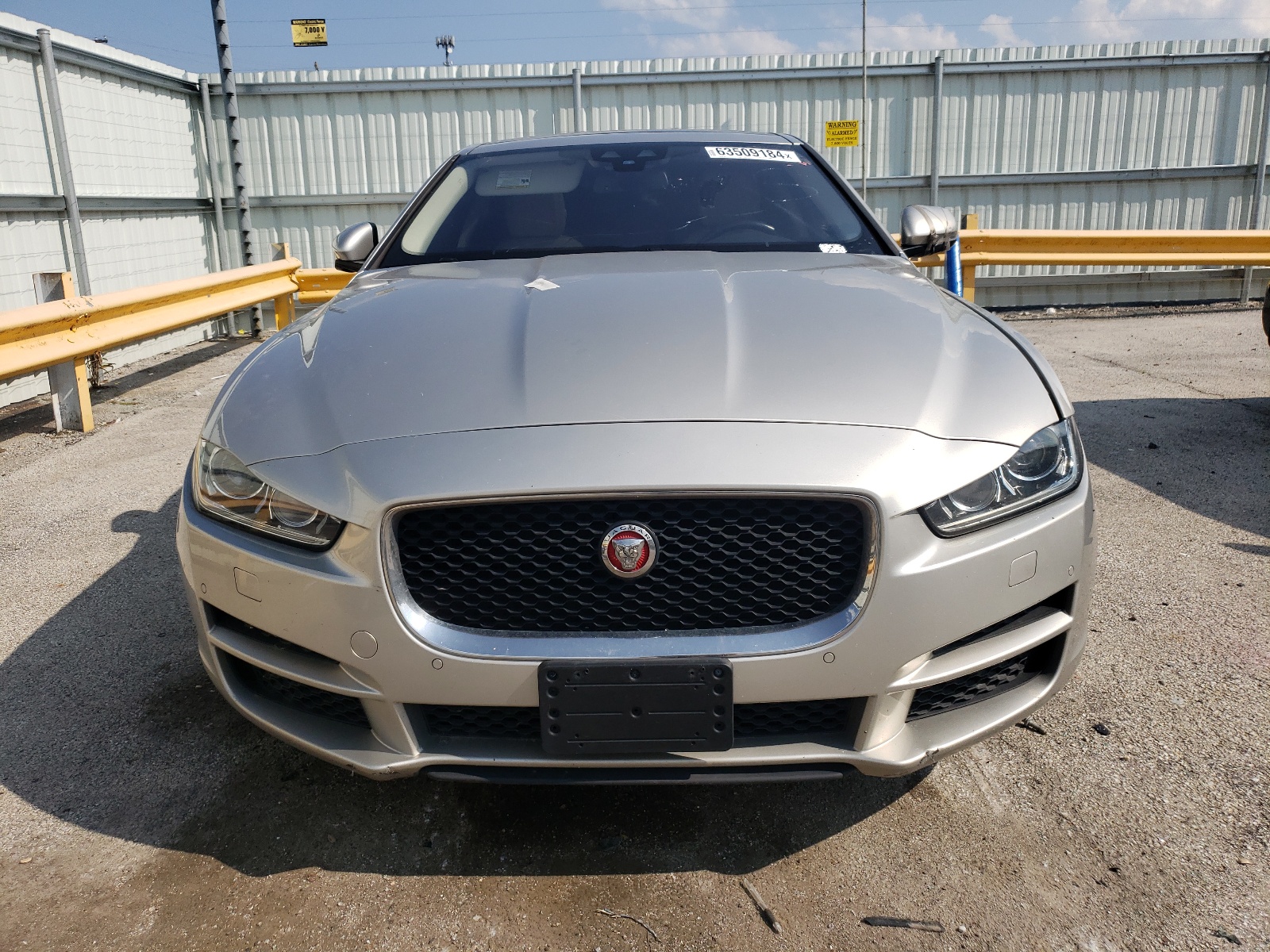 2017 Jaguar Xe Prestige vin: SAJAK4BV9HA957300