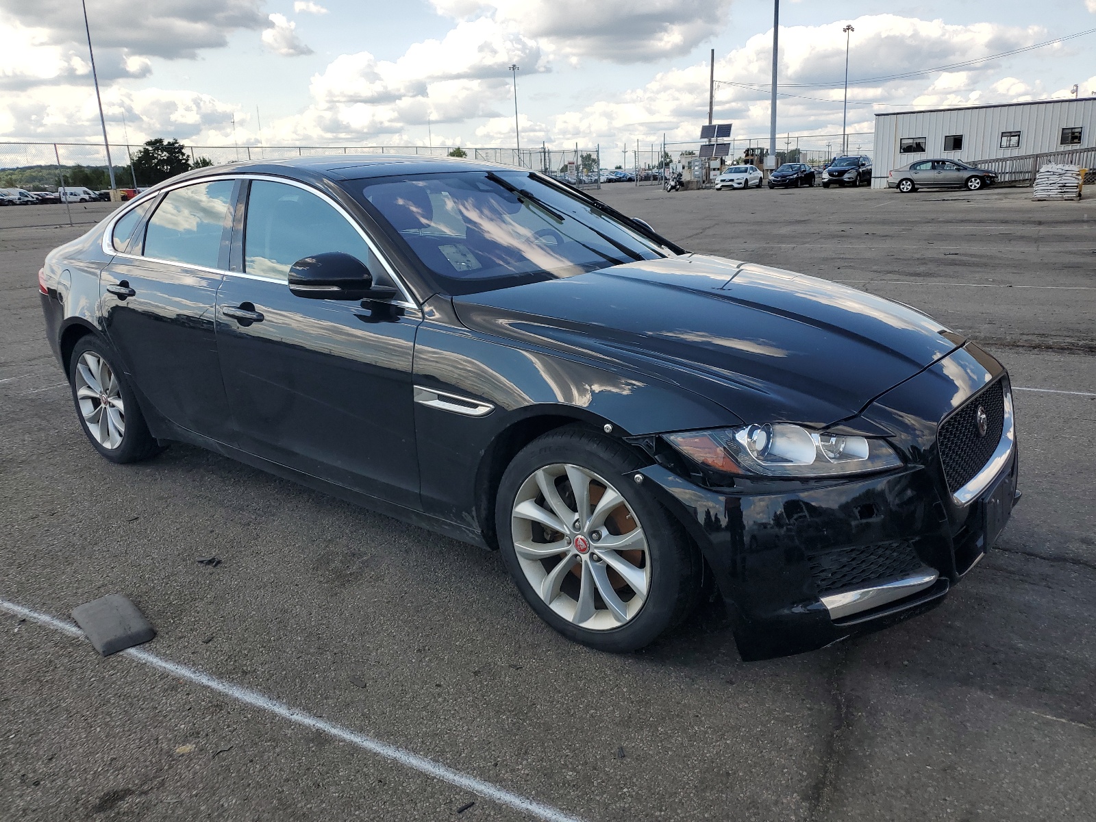 SAJBJ4FX1KCY79271 2019 Jaguar Xf Premium