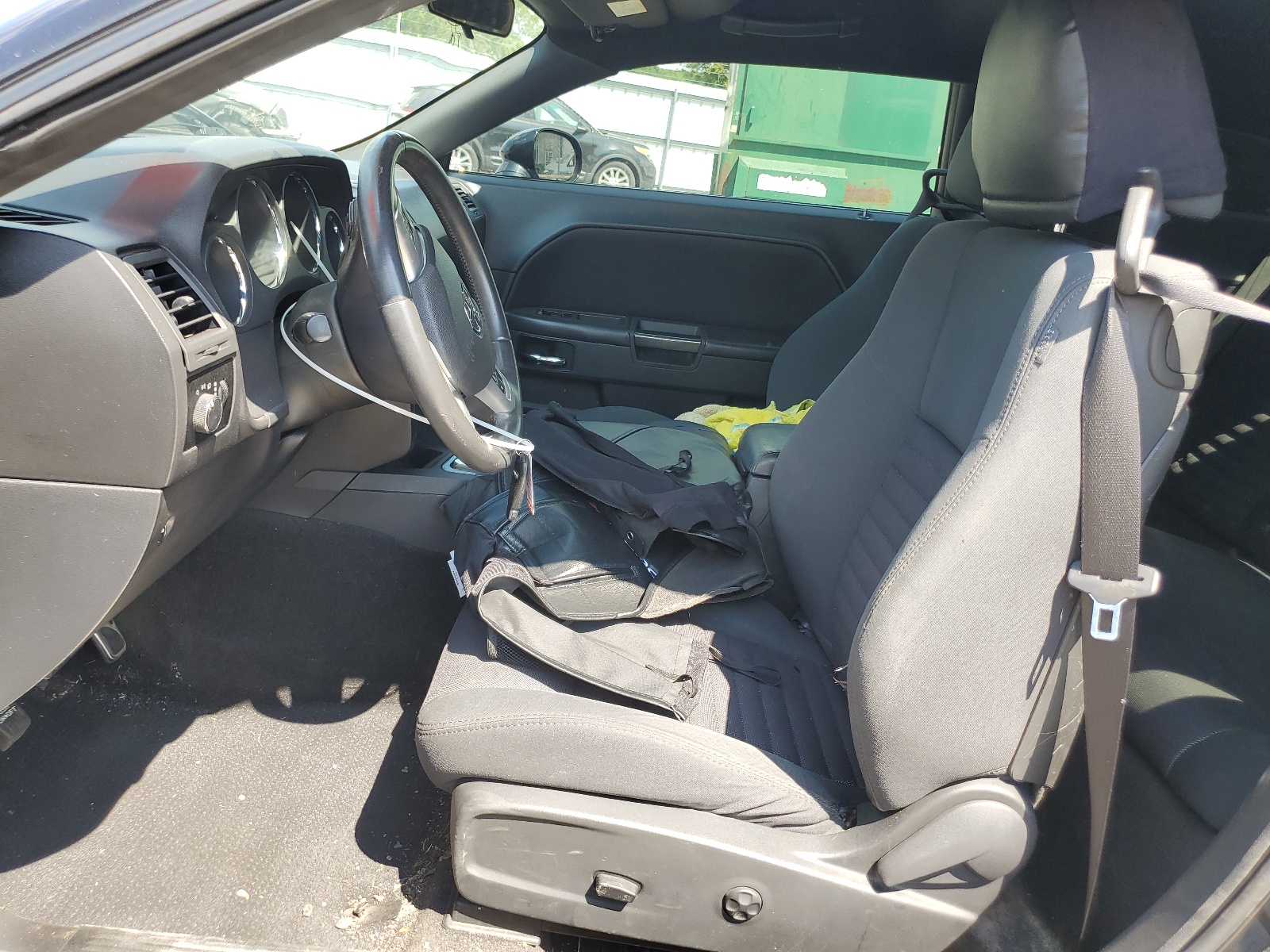 2B3CJ4DG0BH510017 2011 Dodge Challenger