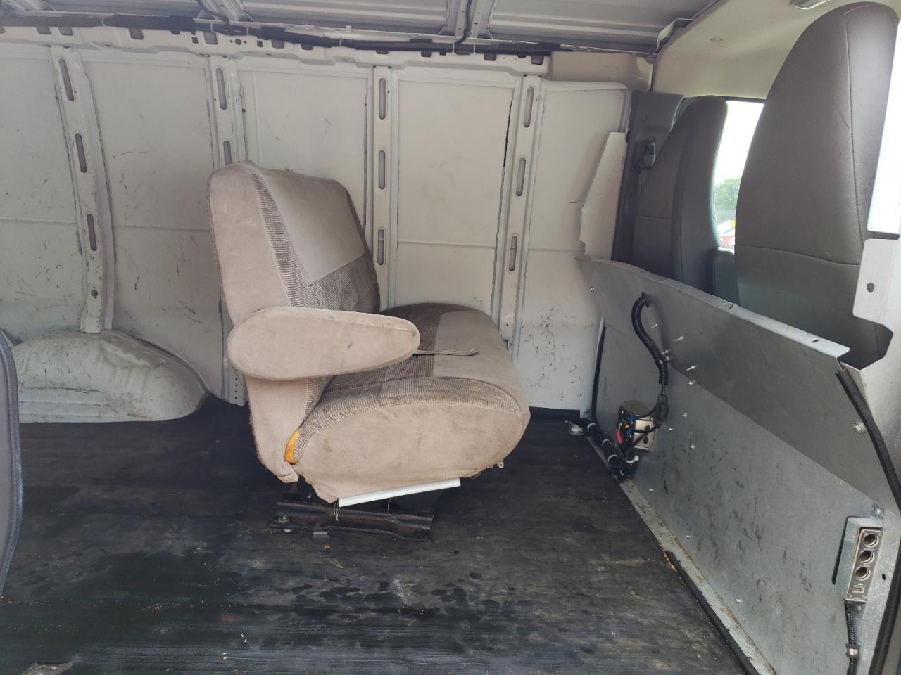 2014 Chevrolet Express G2500 VIN: 1GCWGFCA0E1205770 Lot: 64451004