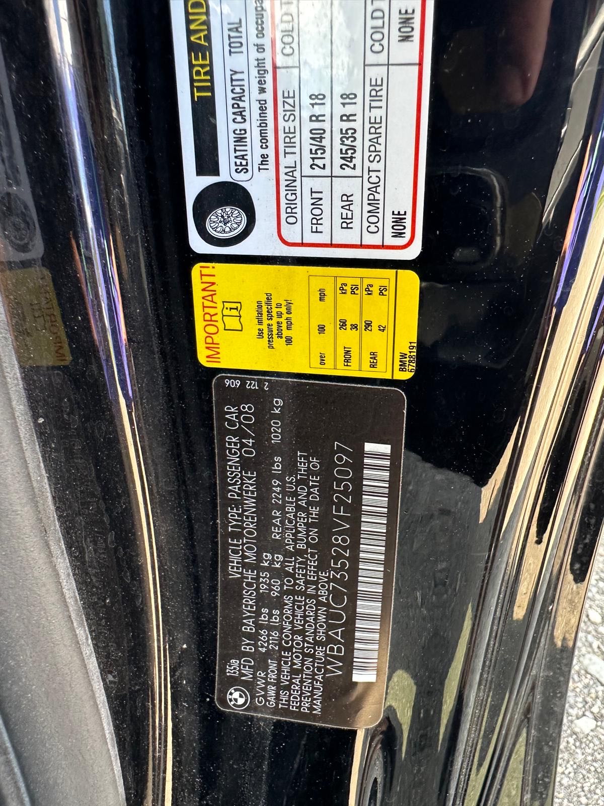 WBAUC73528VF25097 2008 BMW 135 I