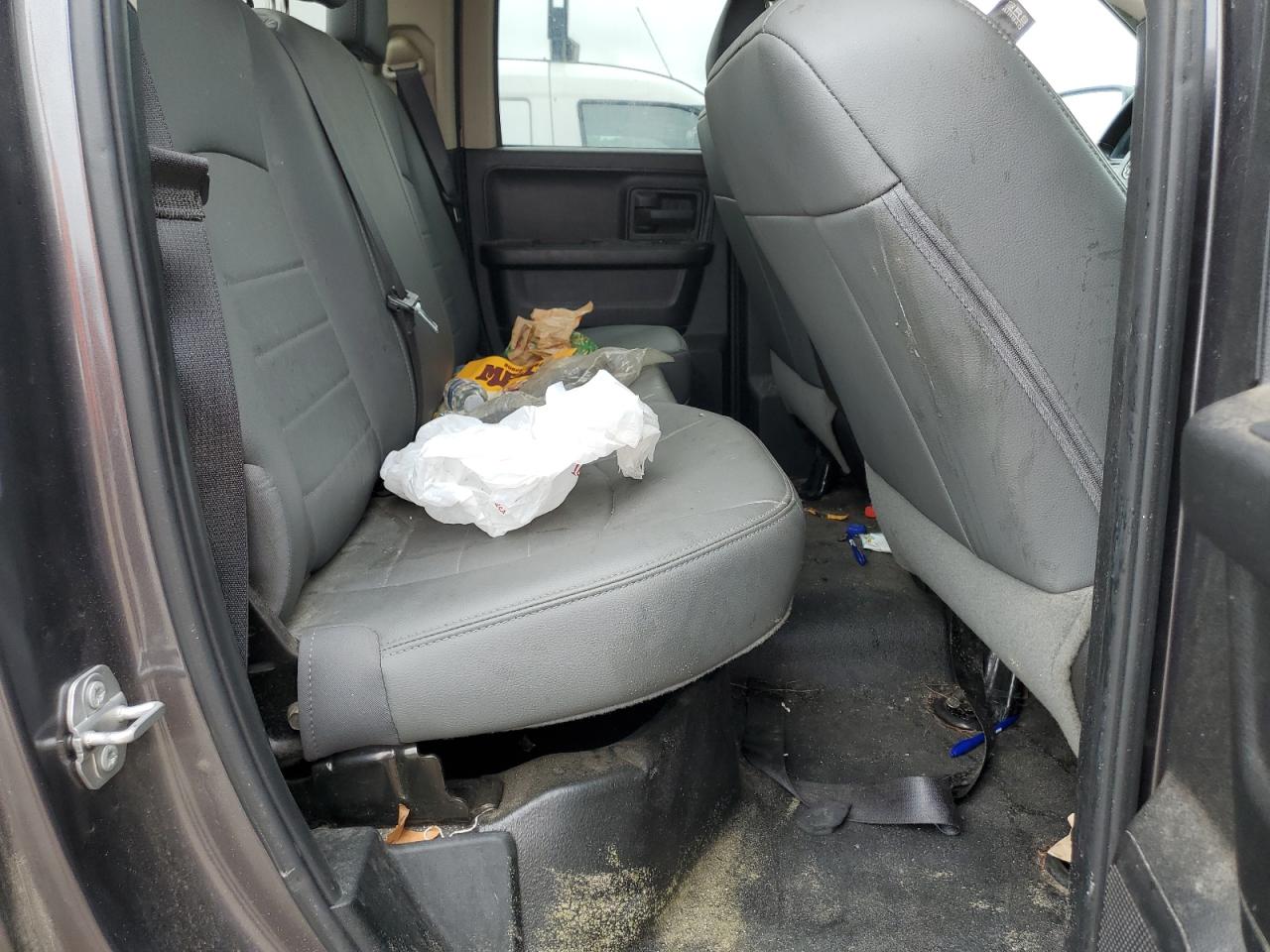 2018 Ram 1500 St VIN: 1C6RR6FT2JS322606 Lot: 64100764