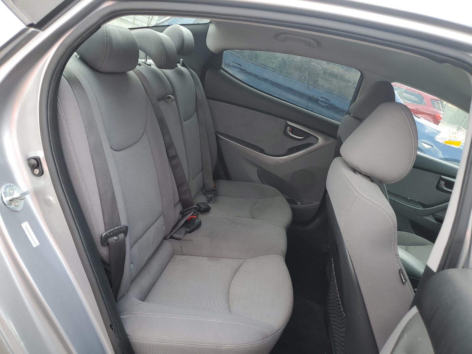 KMHDH4AE9FU387902 2015 Hyundai Elantra Se