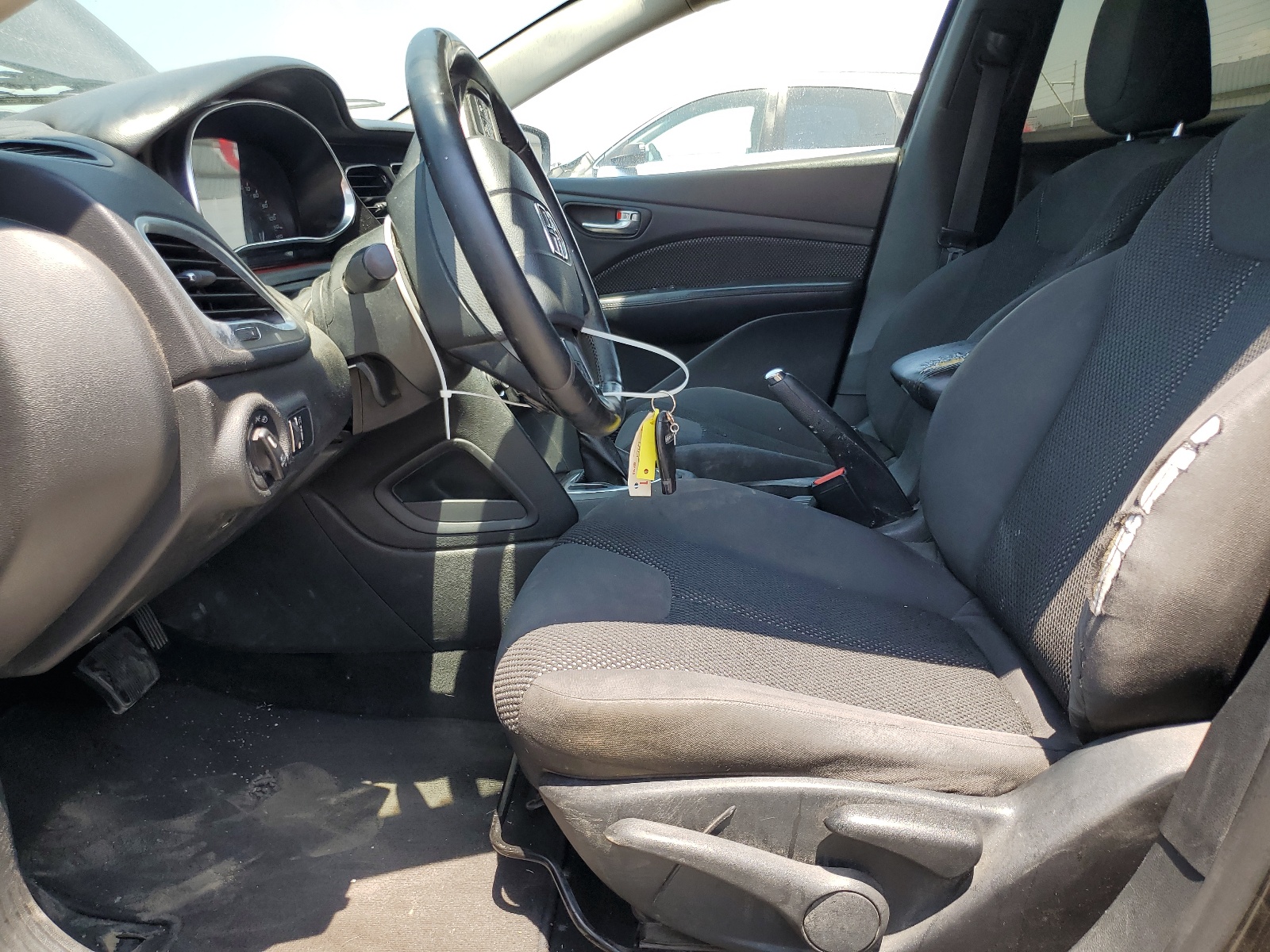 1C3CDFFA4GD796229 2016 Dodge Dart Sxt Sport