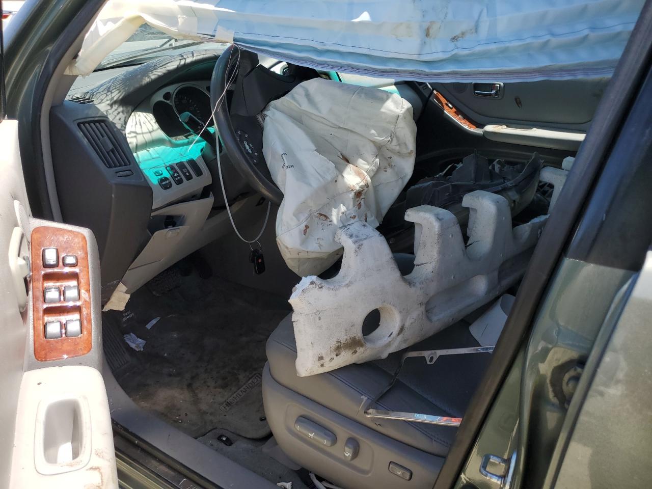 2005 Toyota Highlander Limited VIN: JTEDP21A650074817 Lot: 64399994