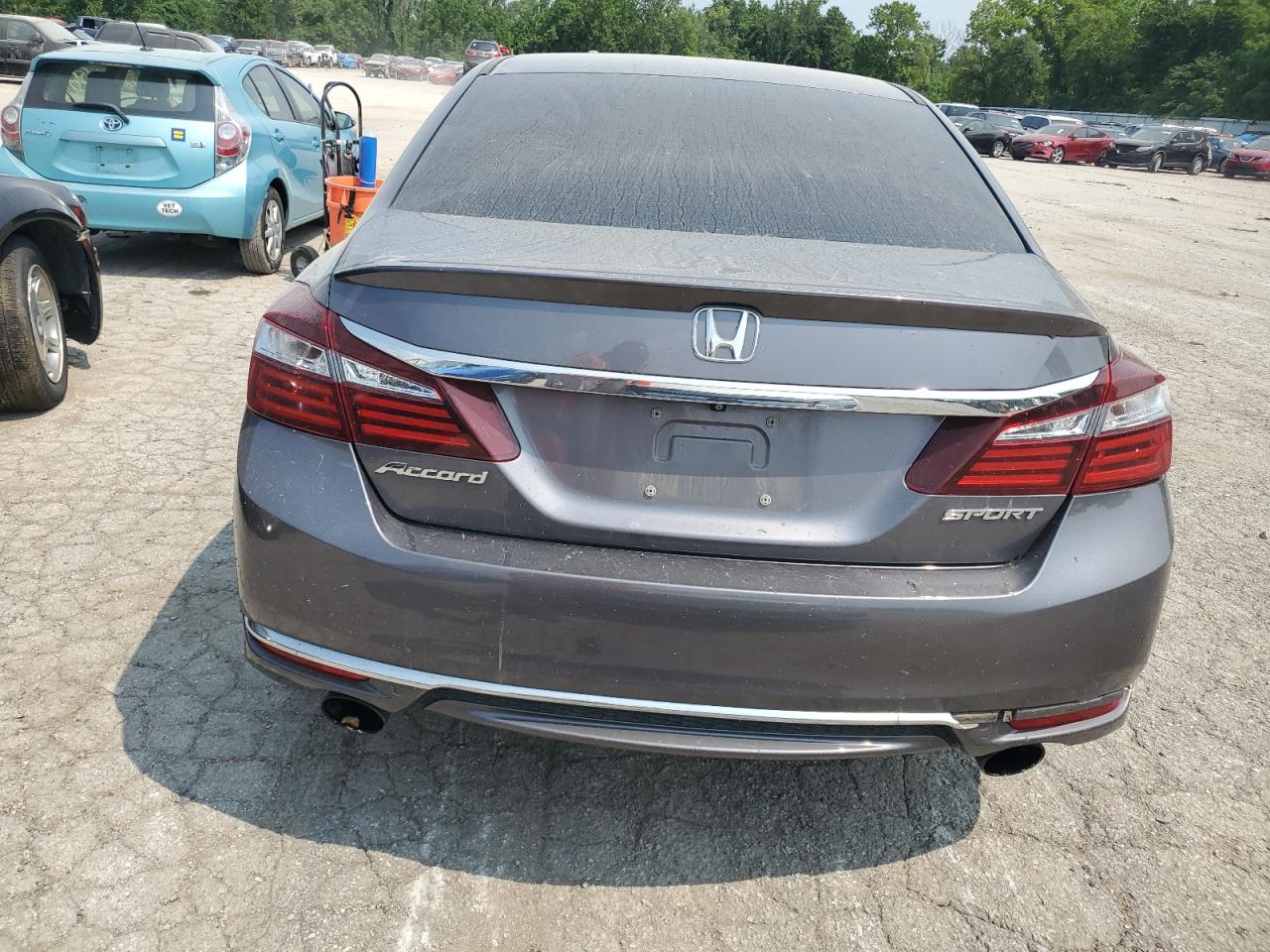 2017 Honda Accord Sport VIN: 1HGCR2F50HA093708 Lot: 64635764