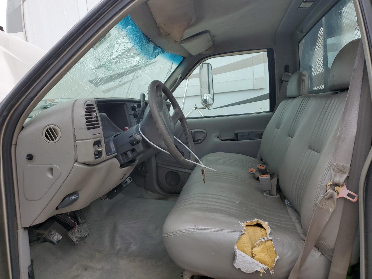 2000 Chevrolet Gmt-400 C3500-Hd VIN: 1GBKC34J7YF465683 Lot: 61756484