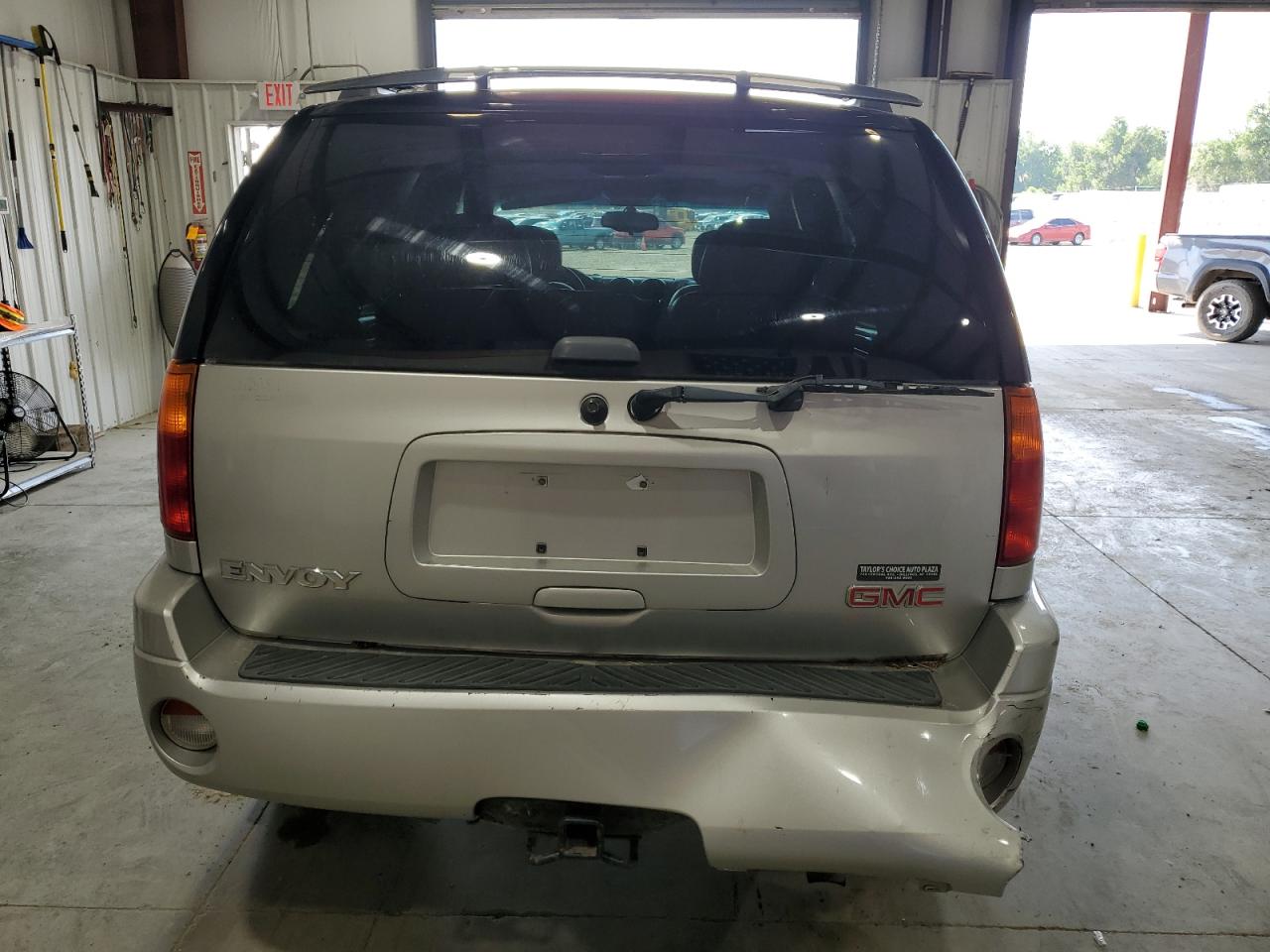 1GKDT13S752246619 2005 GMC Envoy