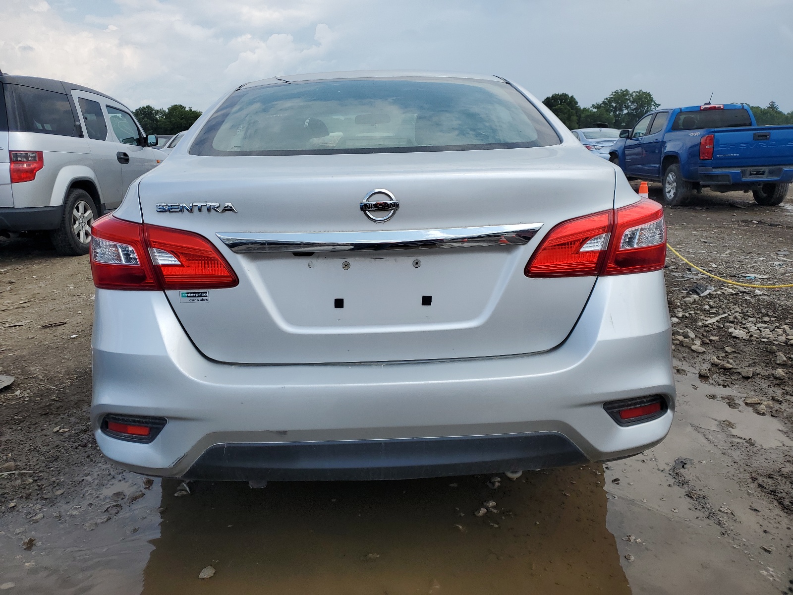 2019 Nissan Sentra S vin: 3N1AB7AP1KY231343