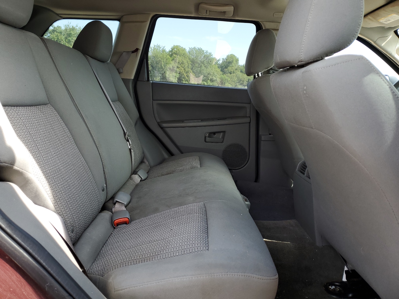 1J8GS48K37C614693 2007 Jeep Grand Cherokee Laredo