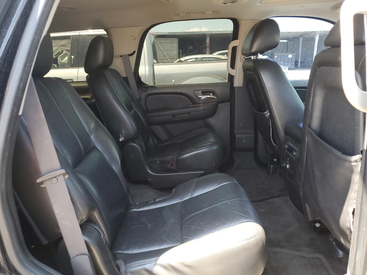 2011 Chevrolet Tahoe C1500 Lt VIN: 1GNSCBE00BR386252 Lot: 63671924