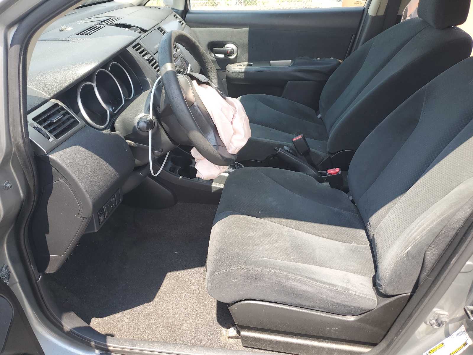 3N1BC1CP0AL435073 2010 Nissan Versa S