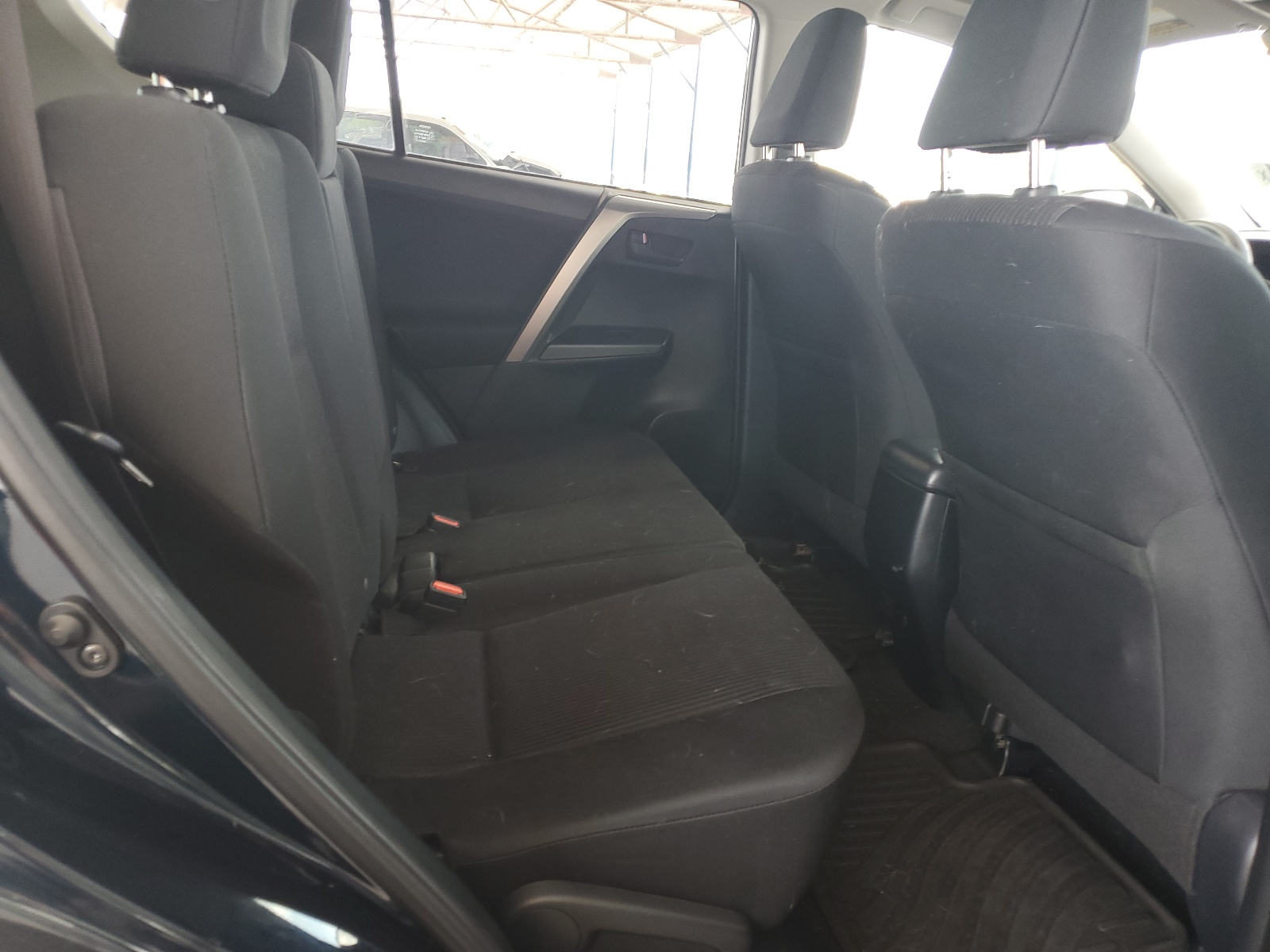 JTMZFREV5HJ135706 2017 Toyota Rav4 Le